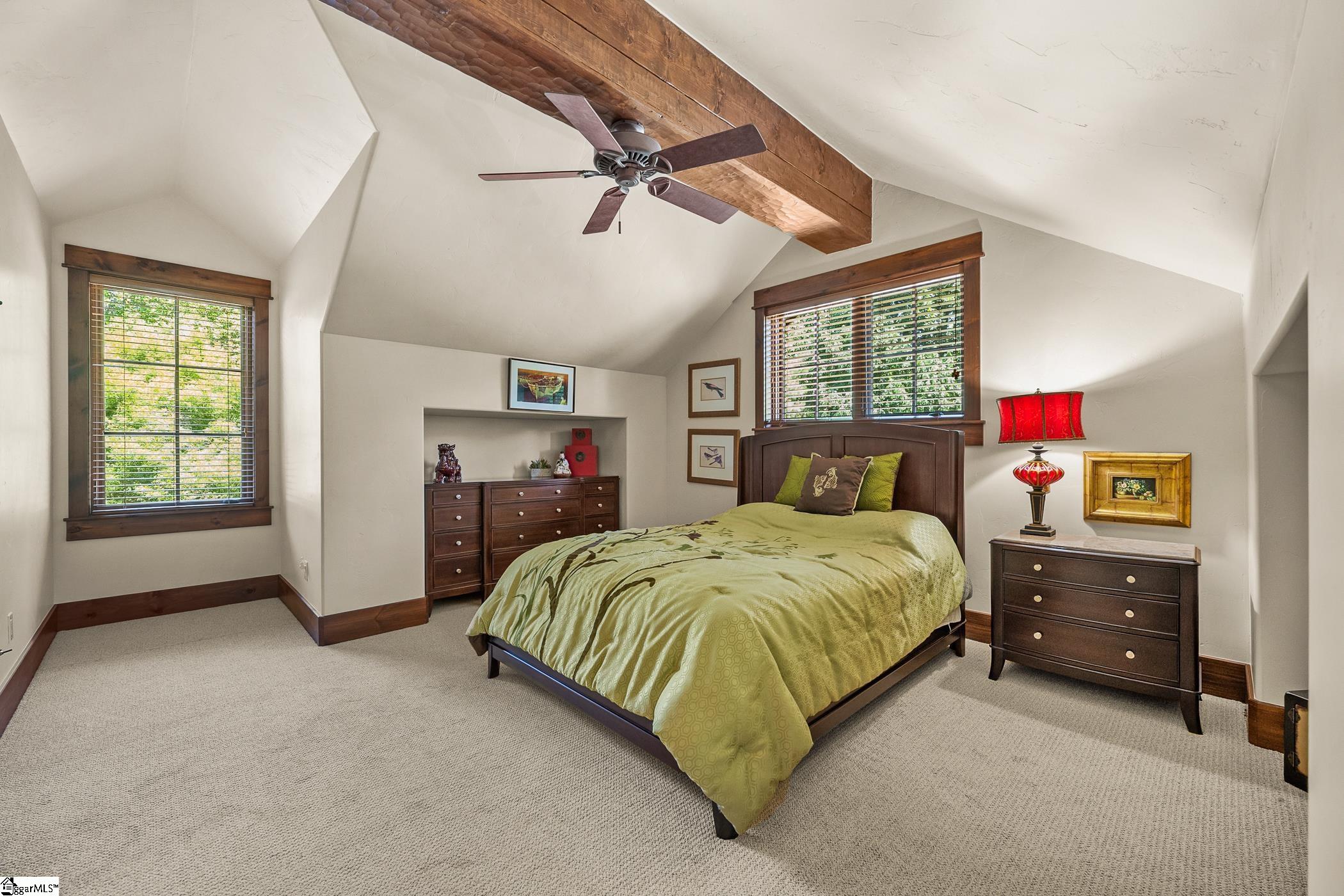 1596065 Property Photo 26