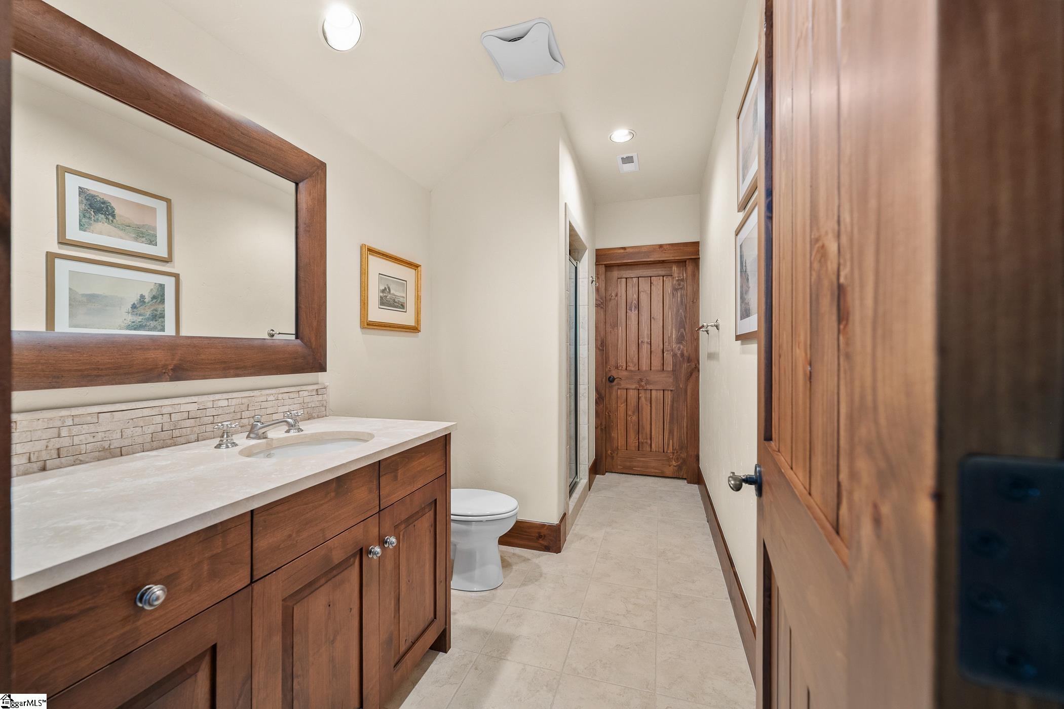 1596065 Property Photo 27