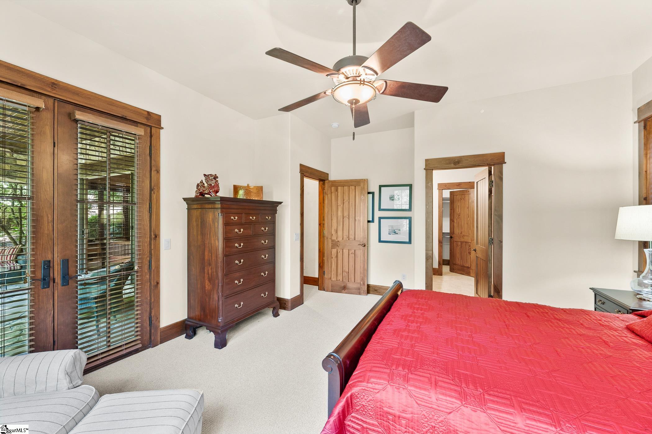 1596065 Property Photo 32