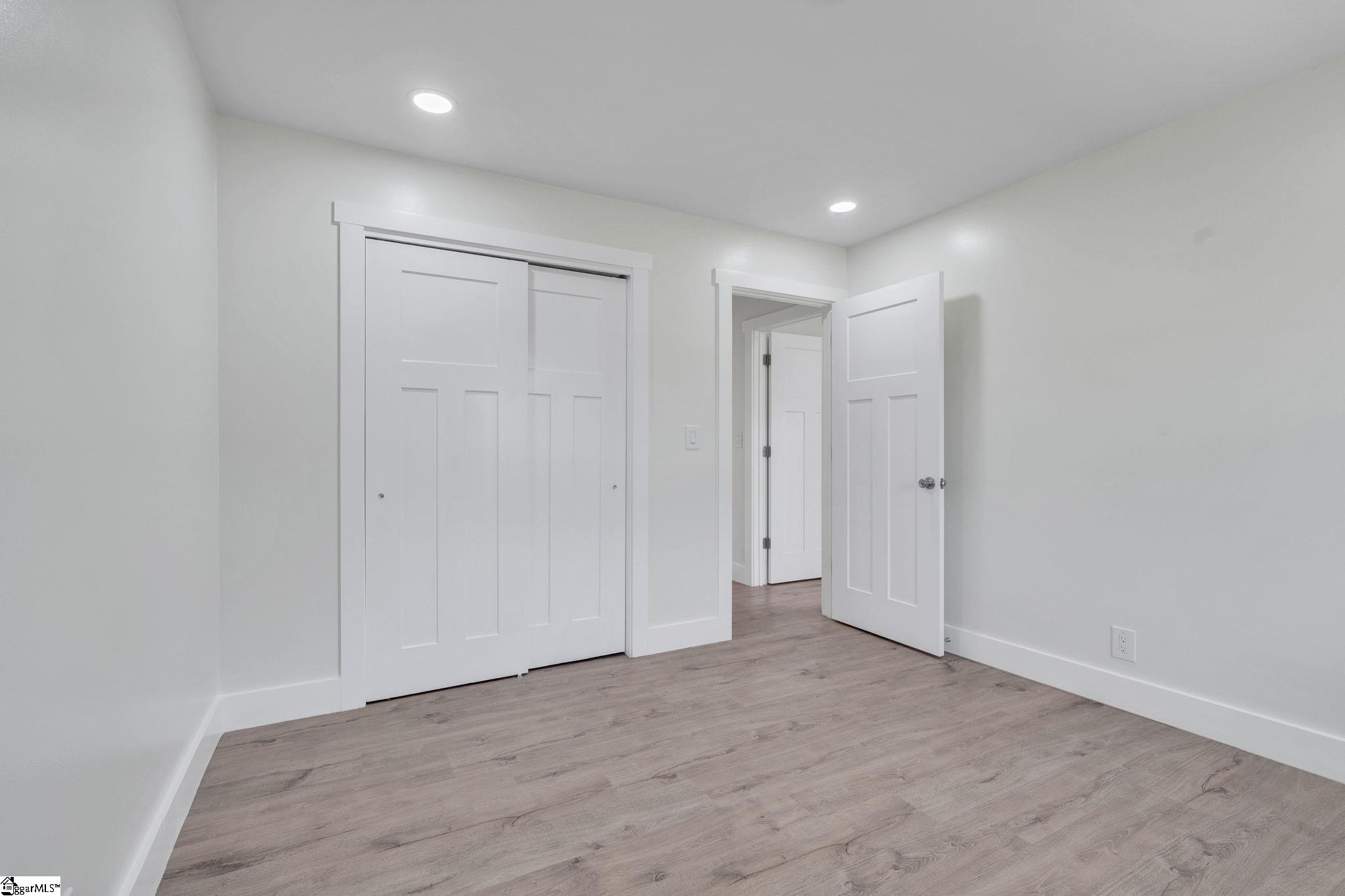 1 W Golden Strip Drive Property Photo 13