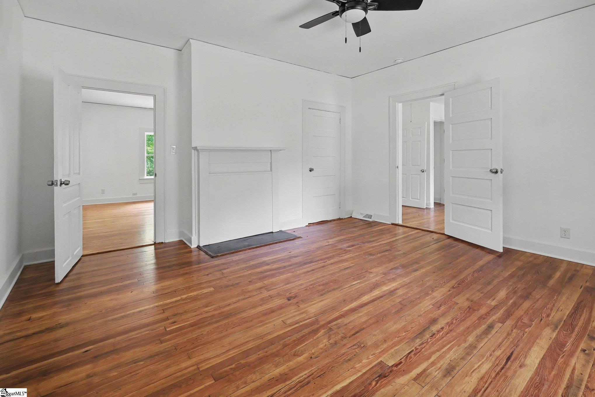 586 Hickory Drive Property Photo 10