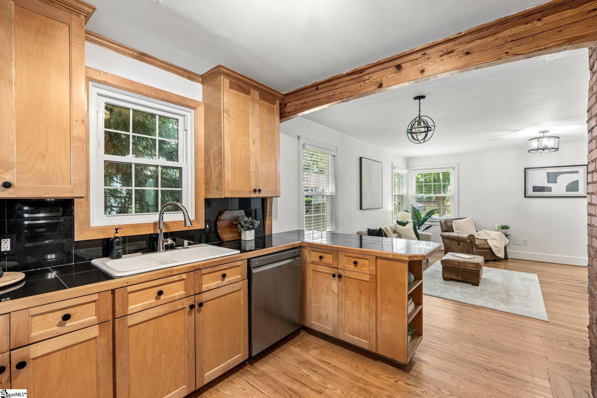 11 Tabor Street Property Photo 15