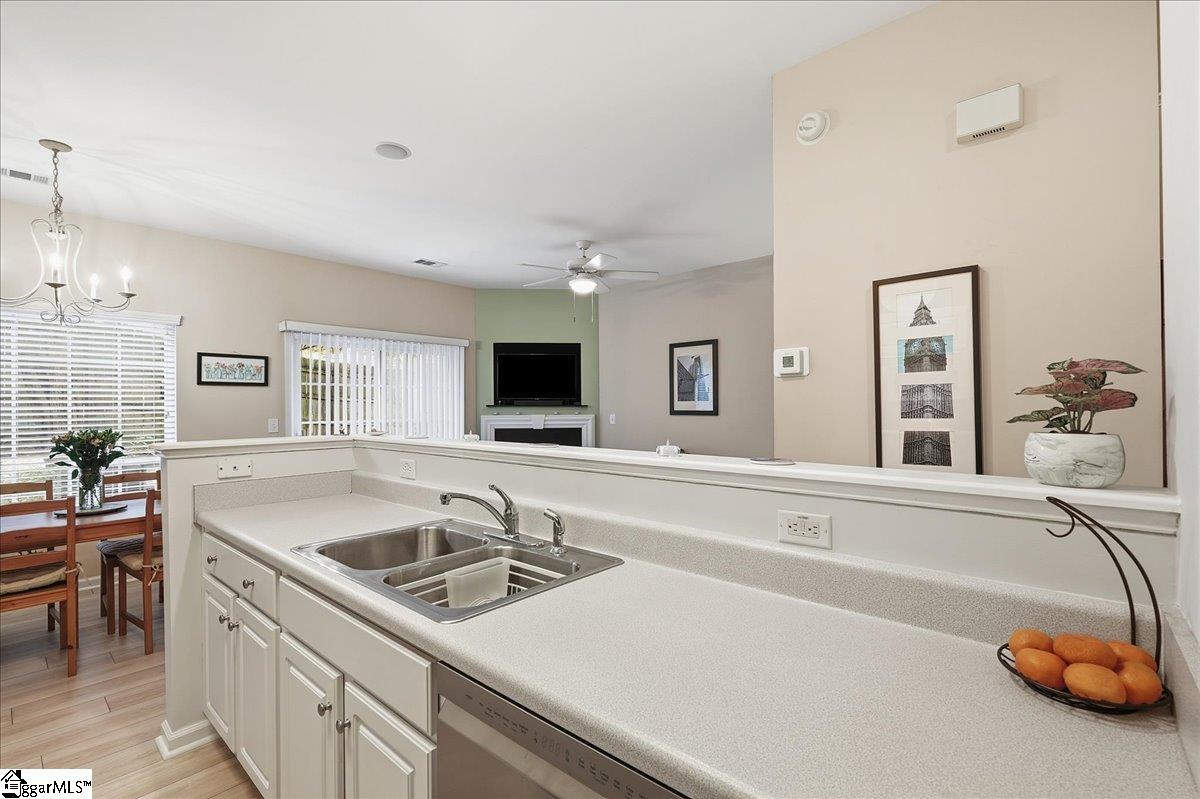 16 Rock Side Court Property Photo 11