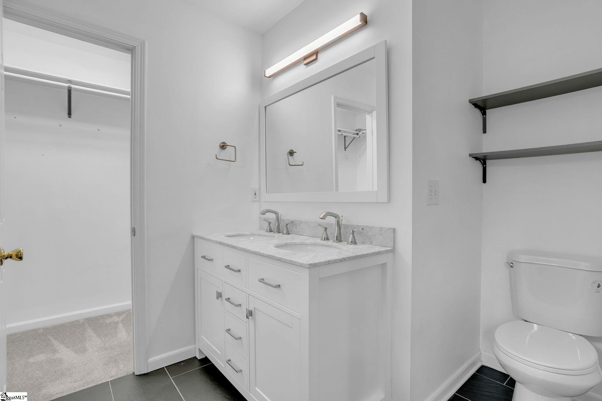 15 Crossview Drive Property Photo 14