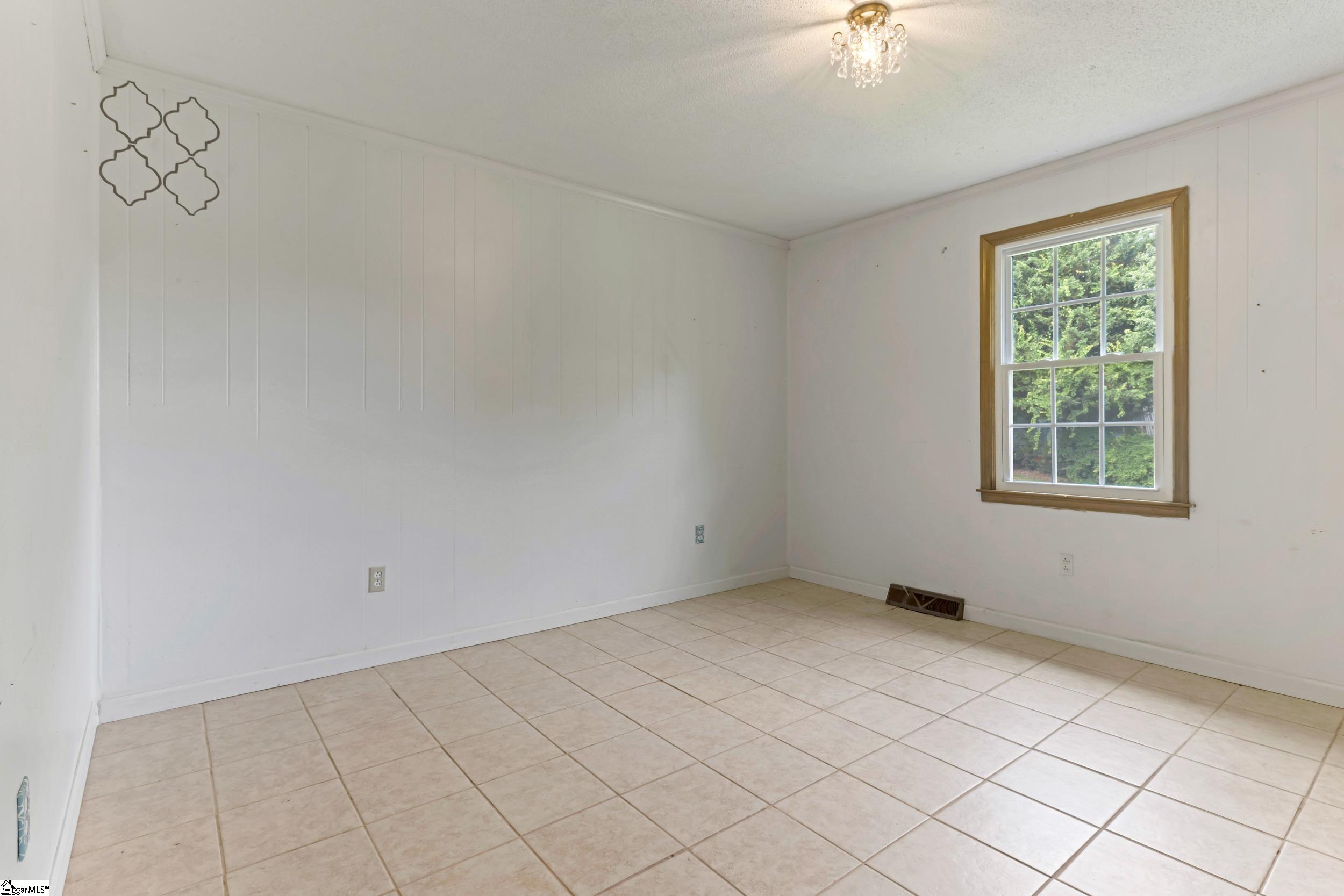 234 Country Glen Property Photo 20
