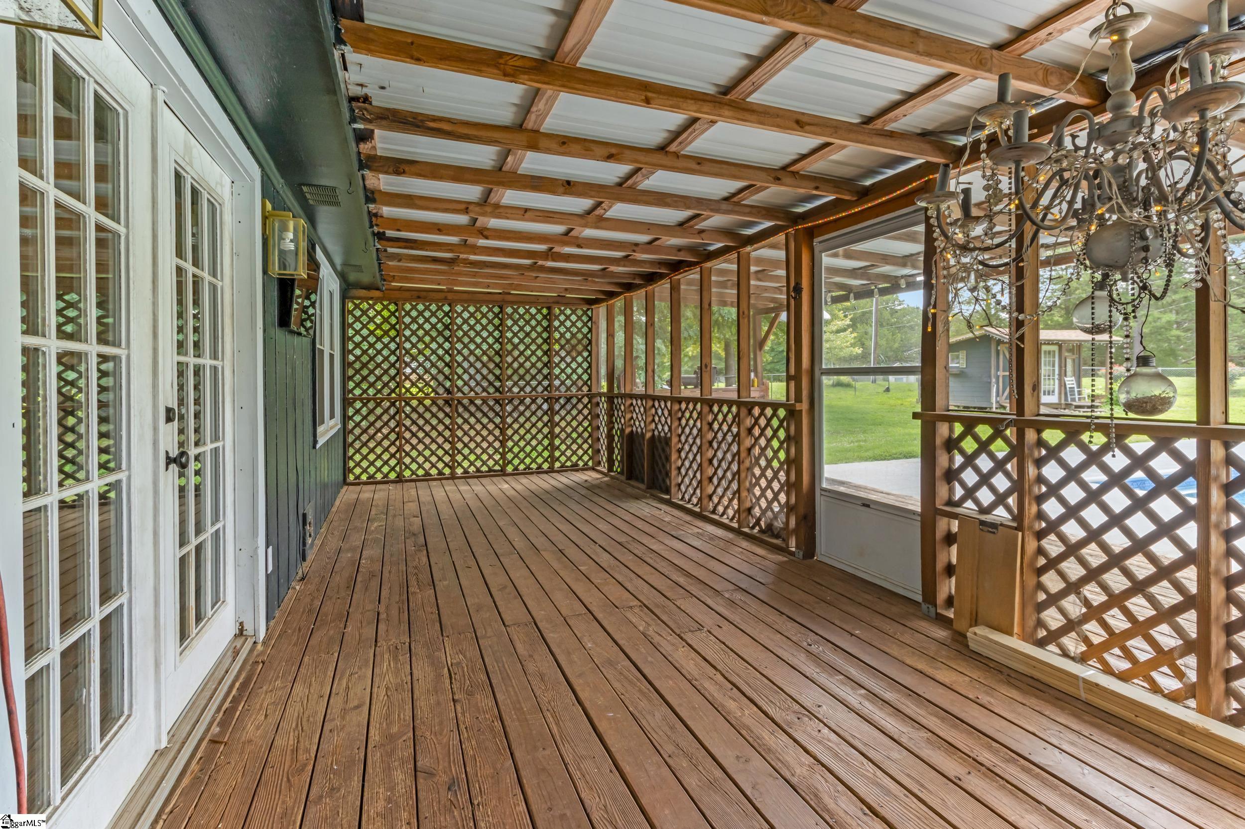 234 Country Glen Property Photo 26