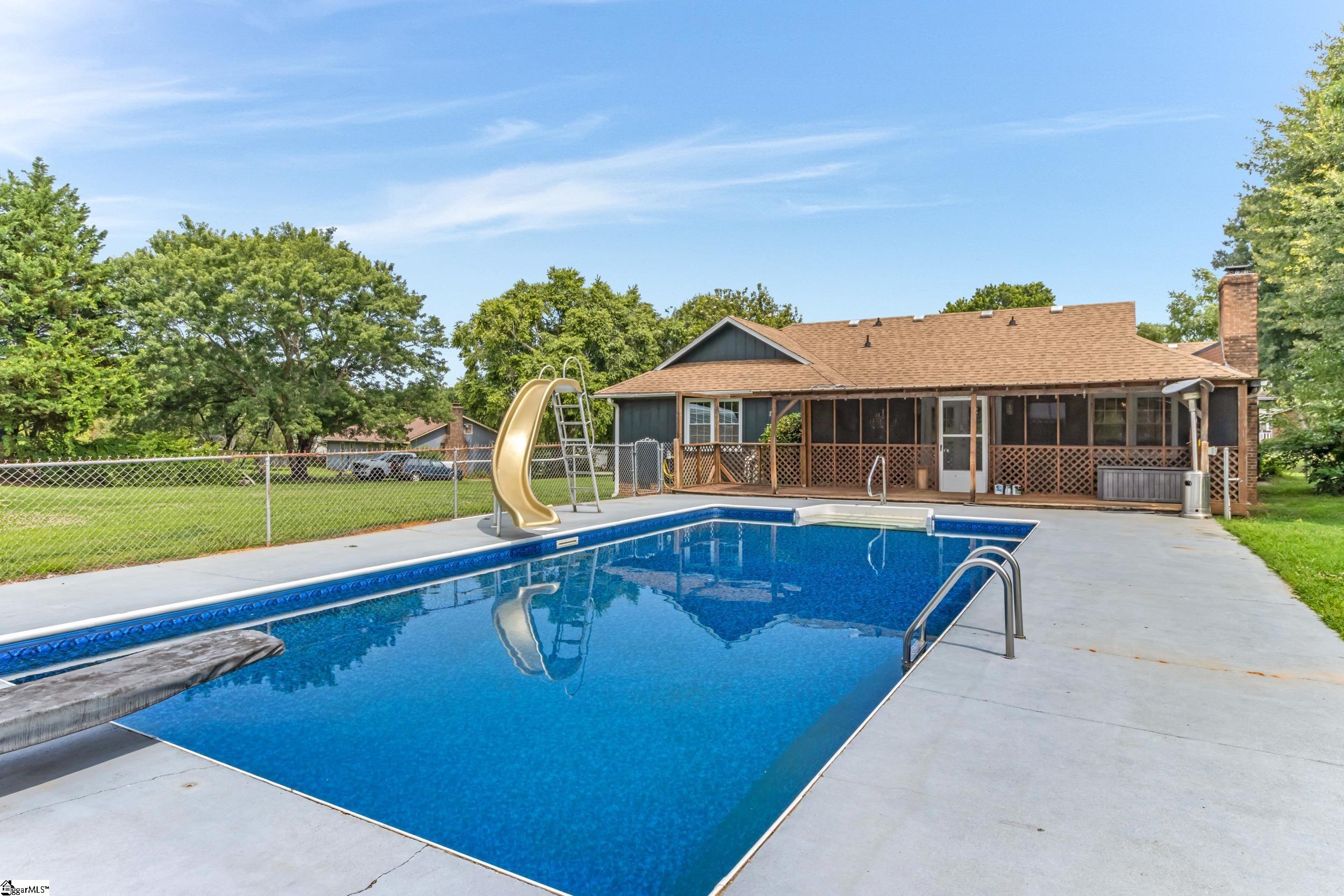 234 Country Glen Property Photo 31