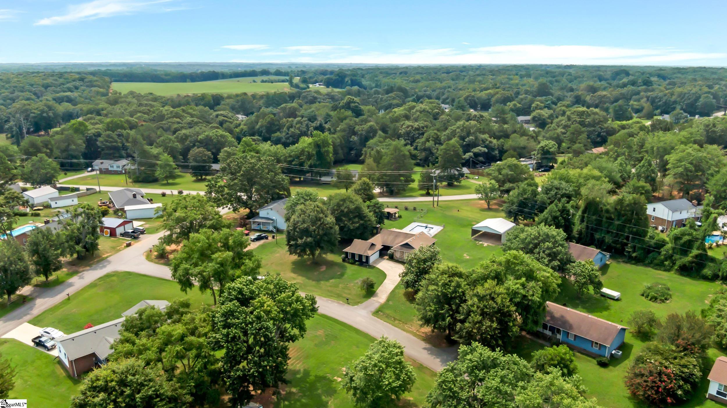 234 Country Glen Property Photo 34
