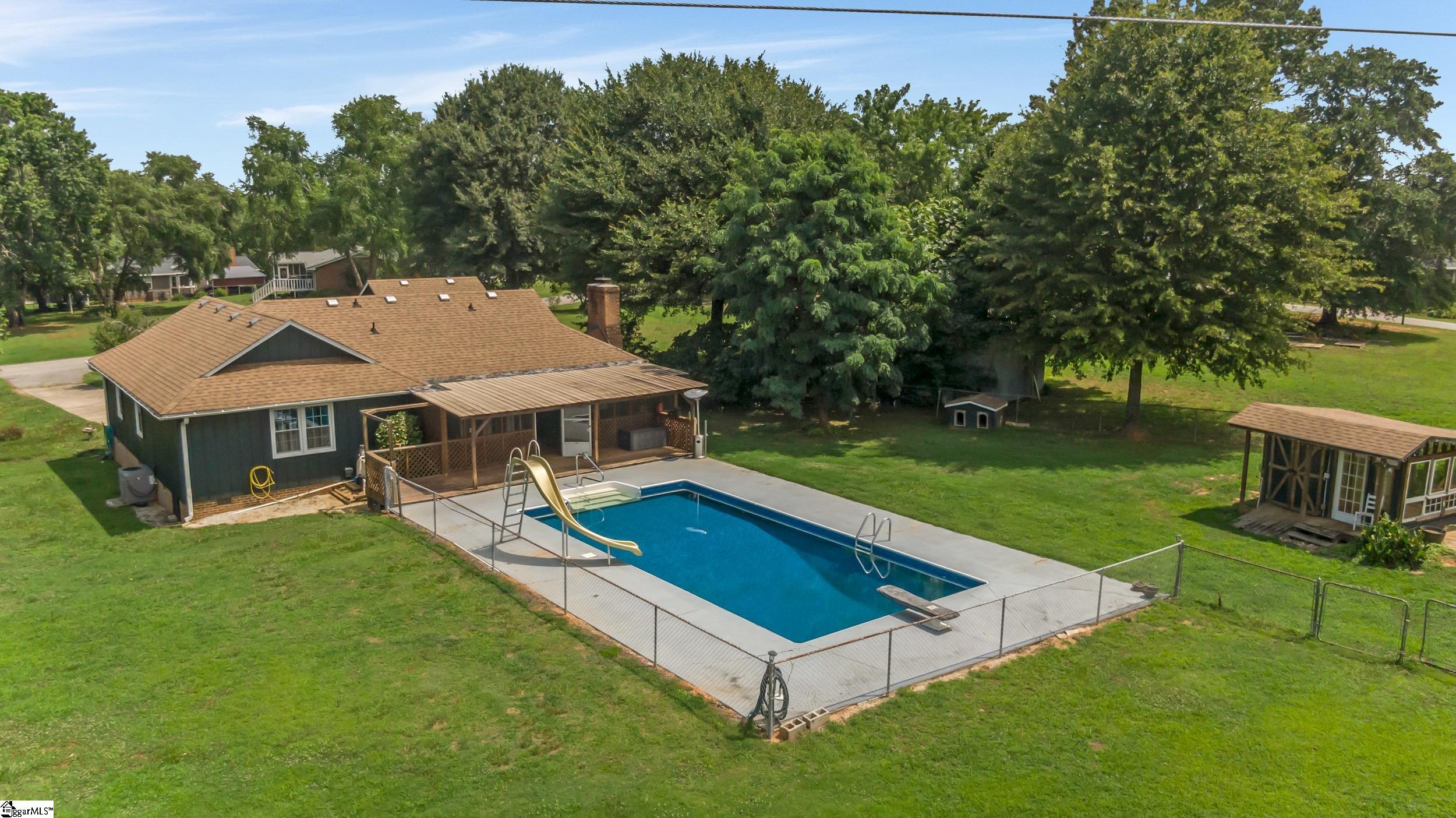 234 Country Glen Property Photo 36