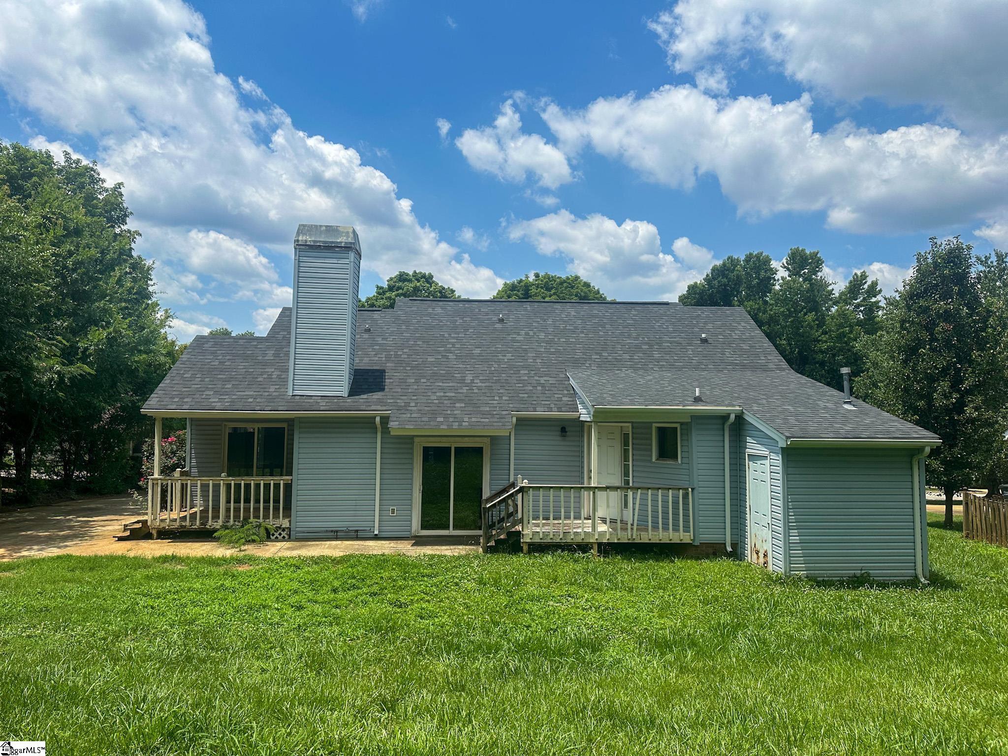 209 S Chancelor Drive Property Photo 4