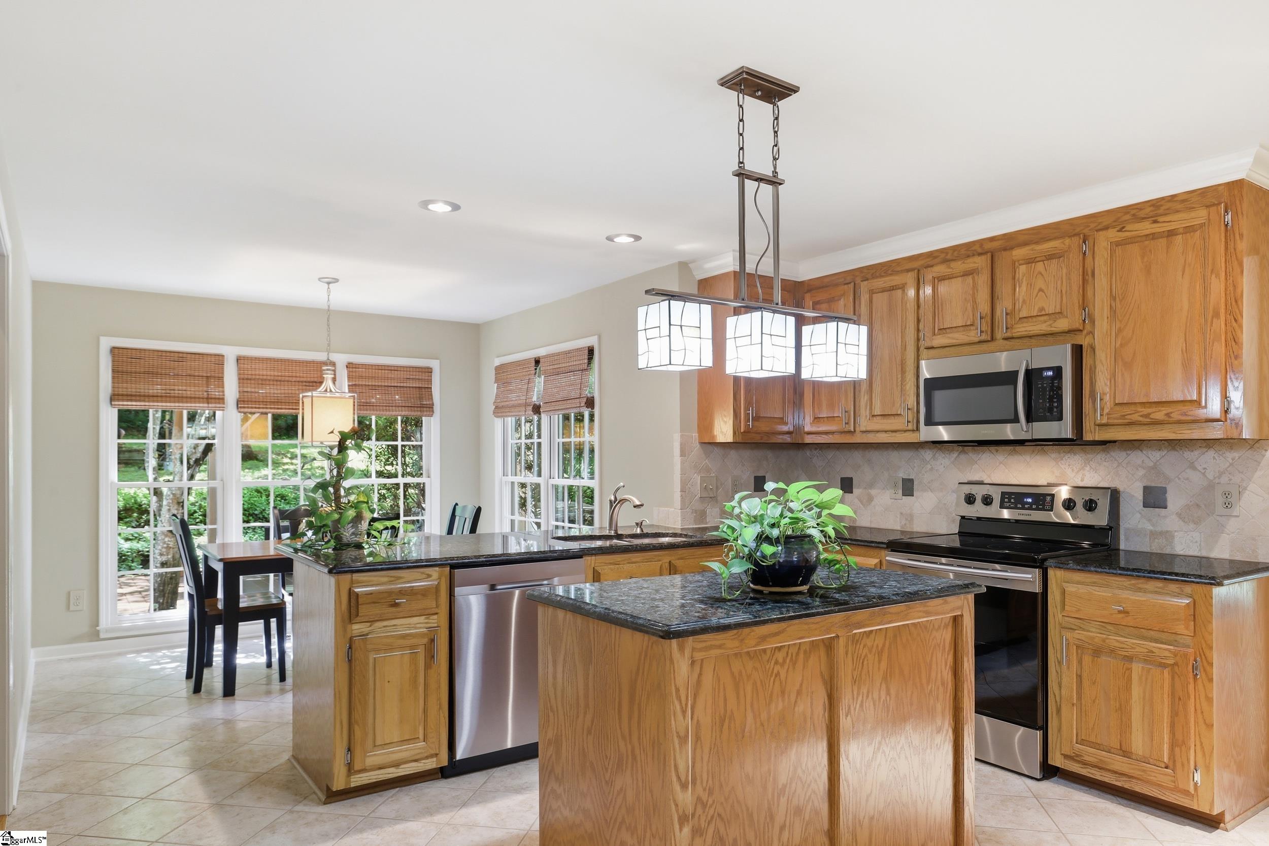 3 Cutting Horse Court Property Photo 3