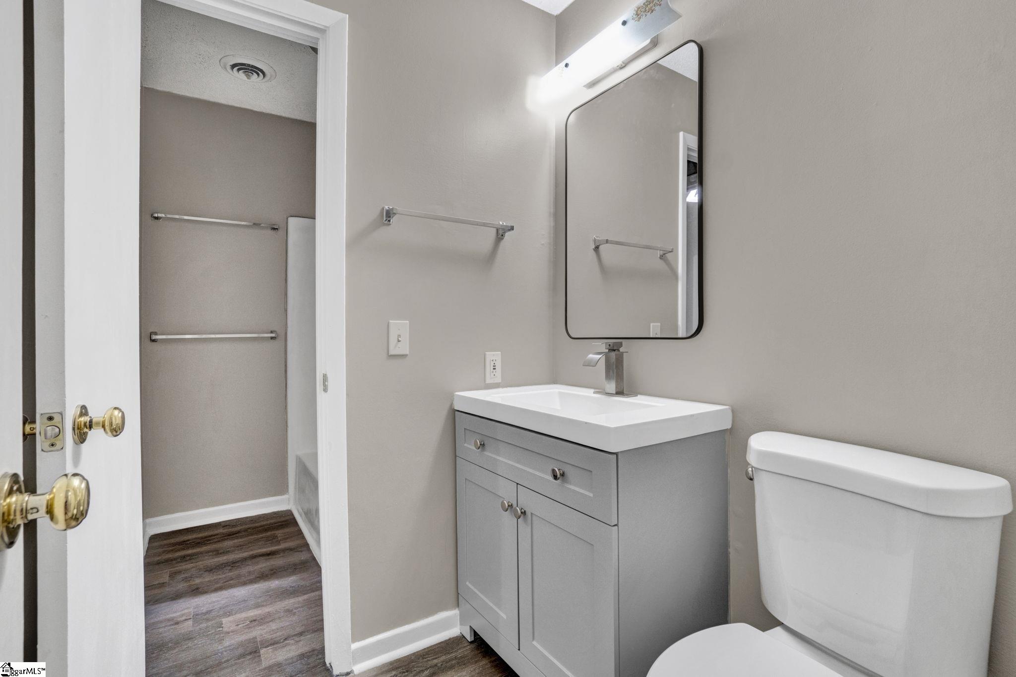 216 Charleston Avenue Property Photo 17