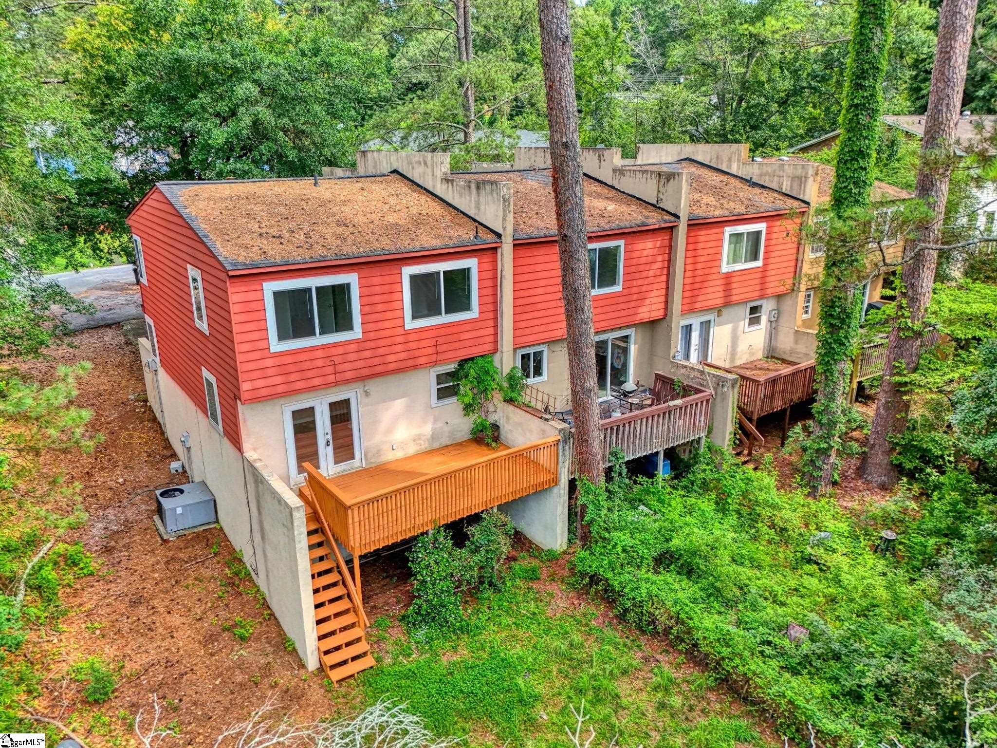 216 Charleston Avenue Property Photo 21