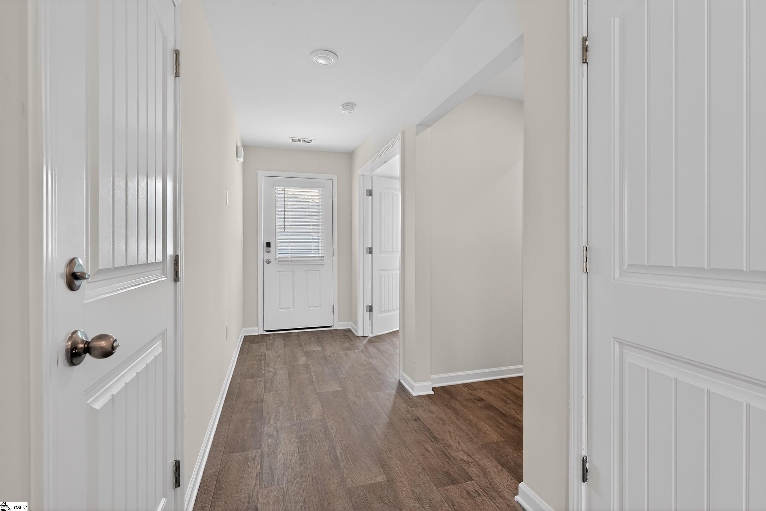 101 Spring Knoll Way Property Photo 7