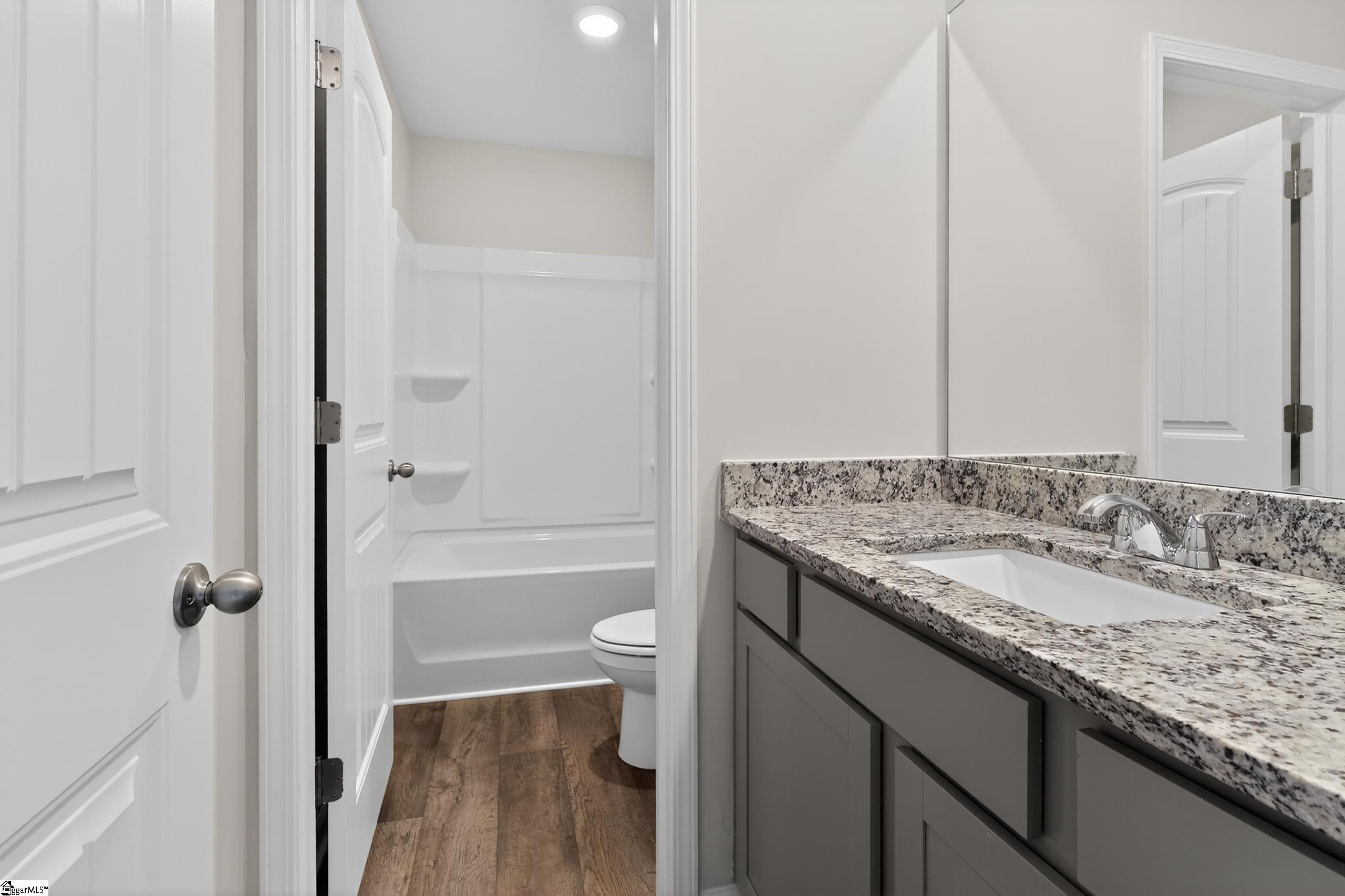 101 Spring Knoll Way Property Photo 16