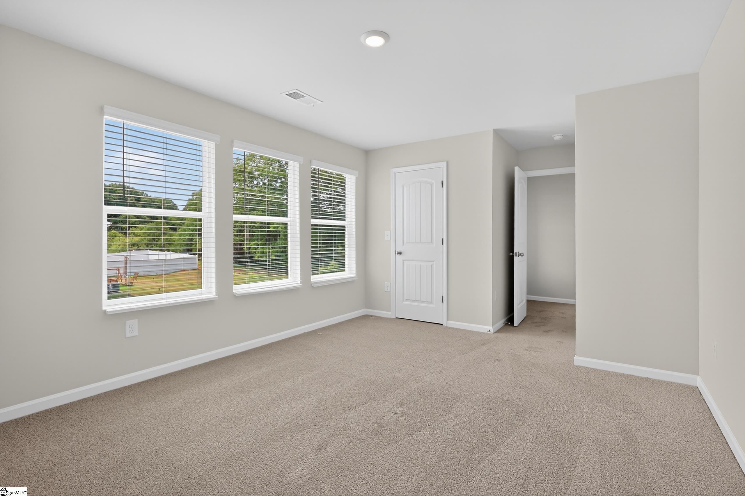 101 Spring Knoll Way Property Photo 18