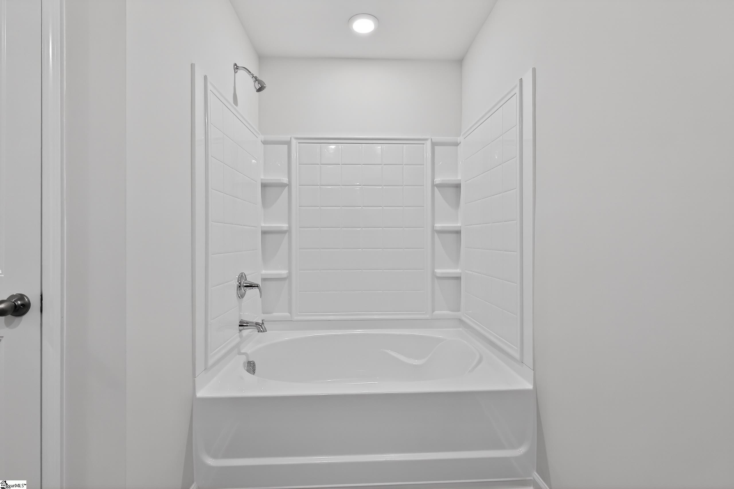 101 Spring Knoll Way Property Photo 26