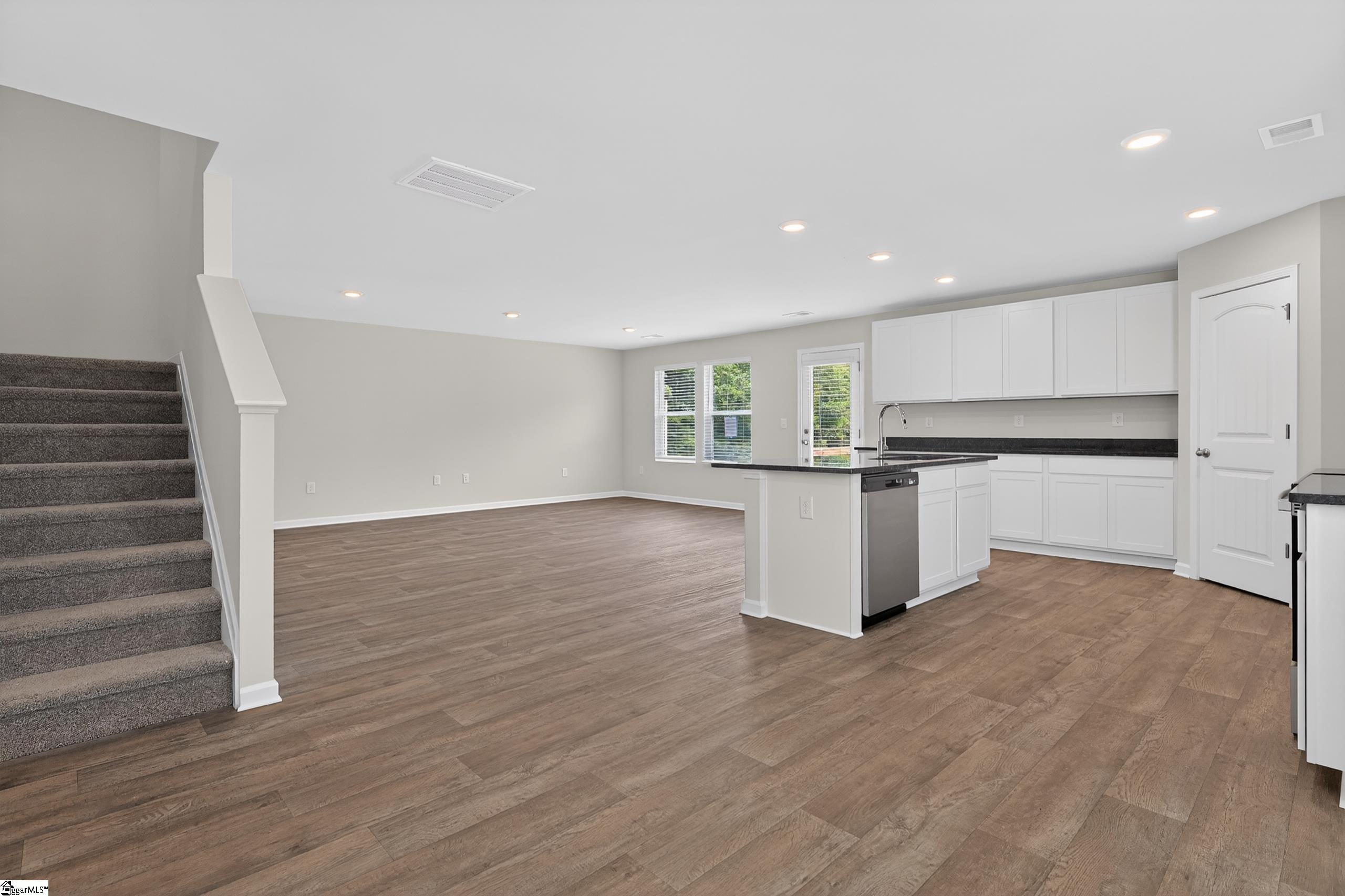 103 Spring Knoll Way Property Photo 14