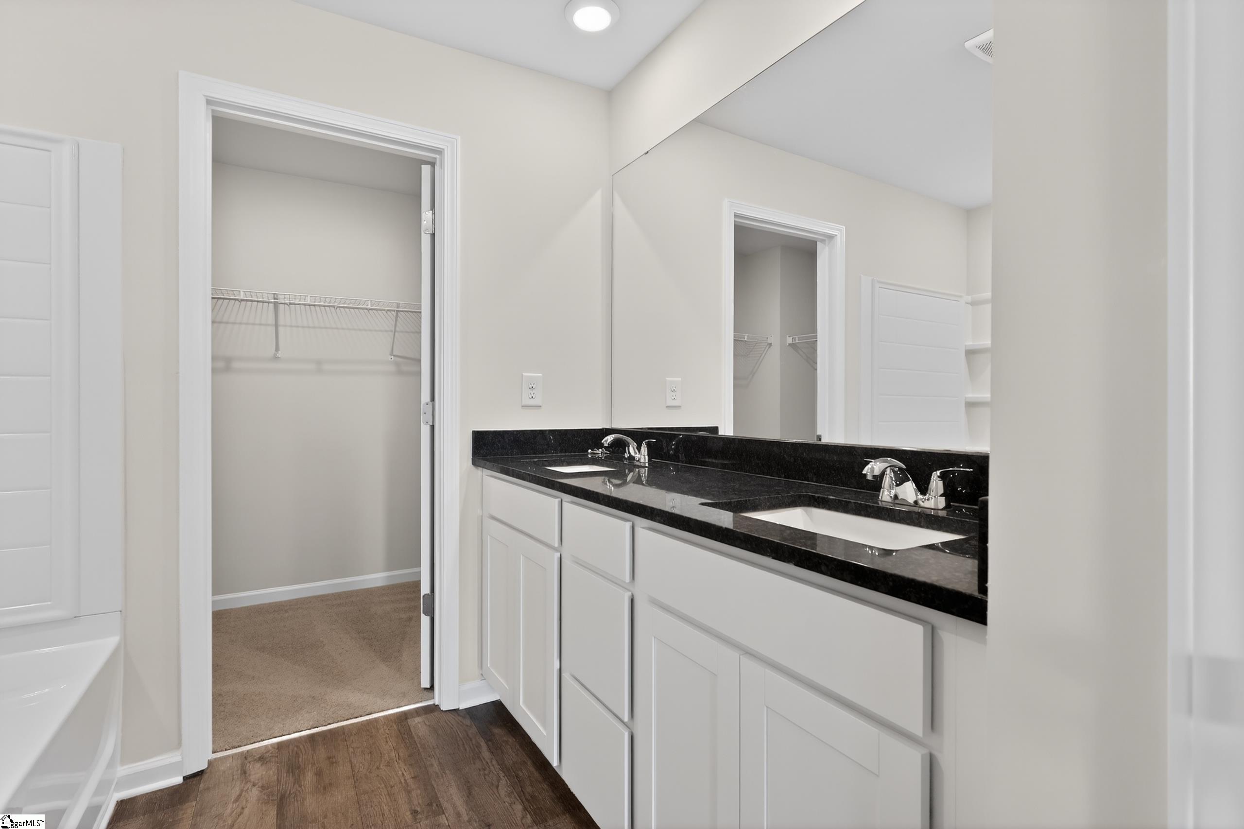 103 Spring Knoll Way Property Photo 18