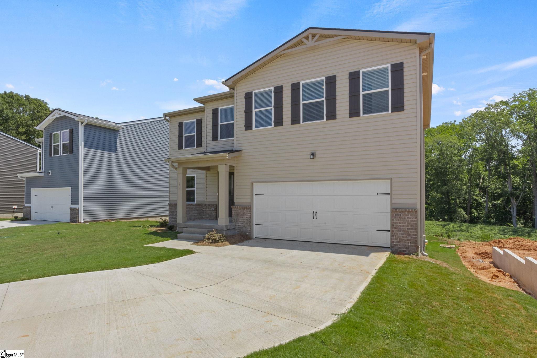 105 Spring Knoll Way Property Photo 2