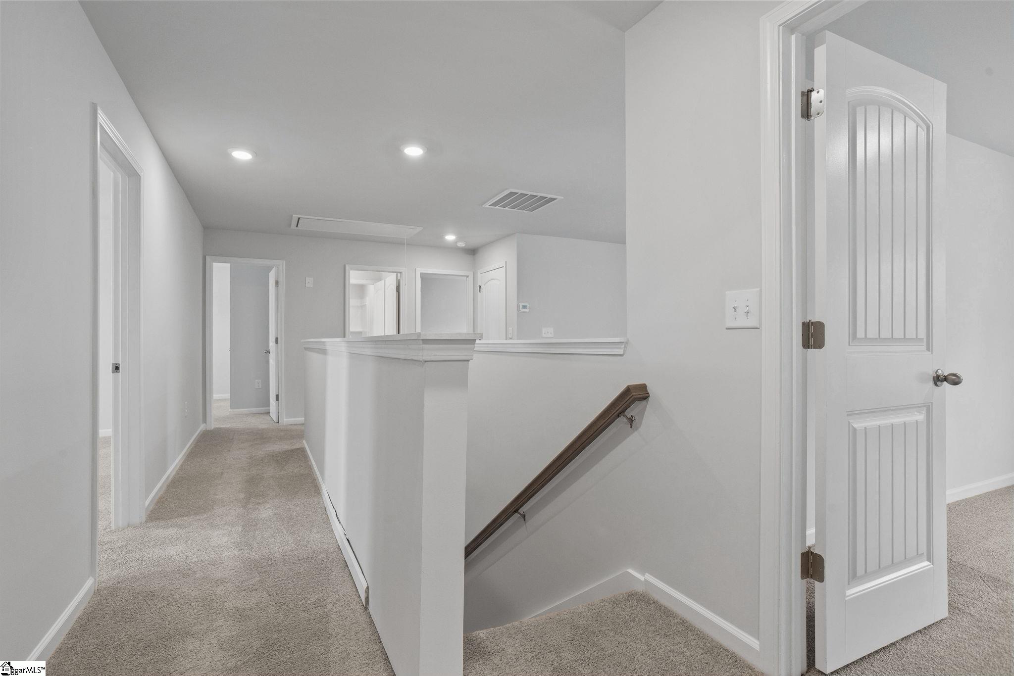 105 Spring Knoll Way Property Photo 12
