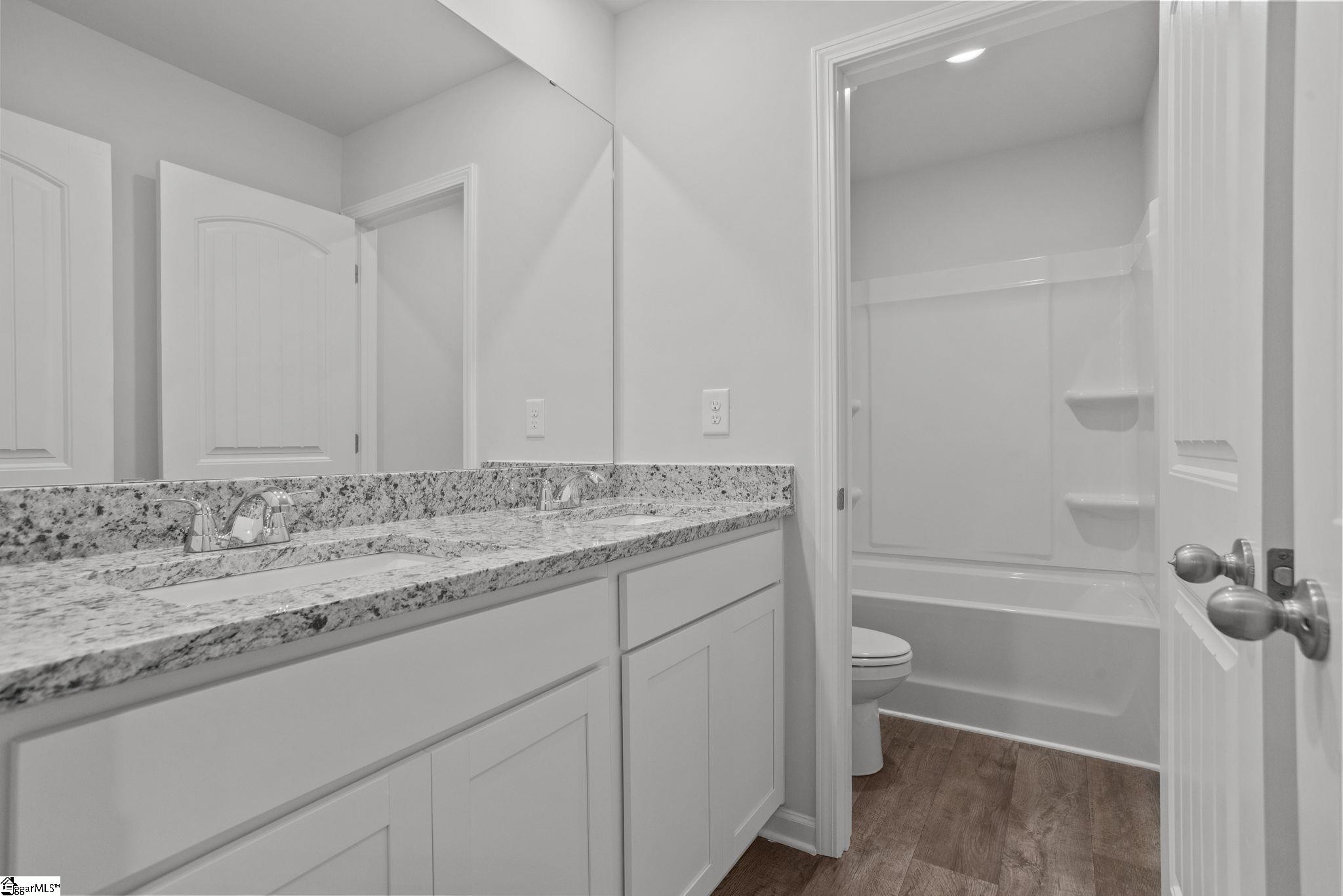105 Spring Knoll Way Property Photo 17