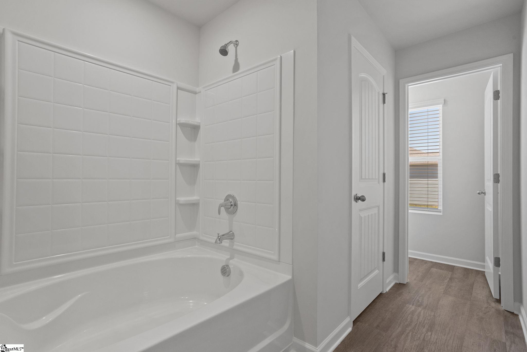 105 Spring Knoll Way Property Photo 23