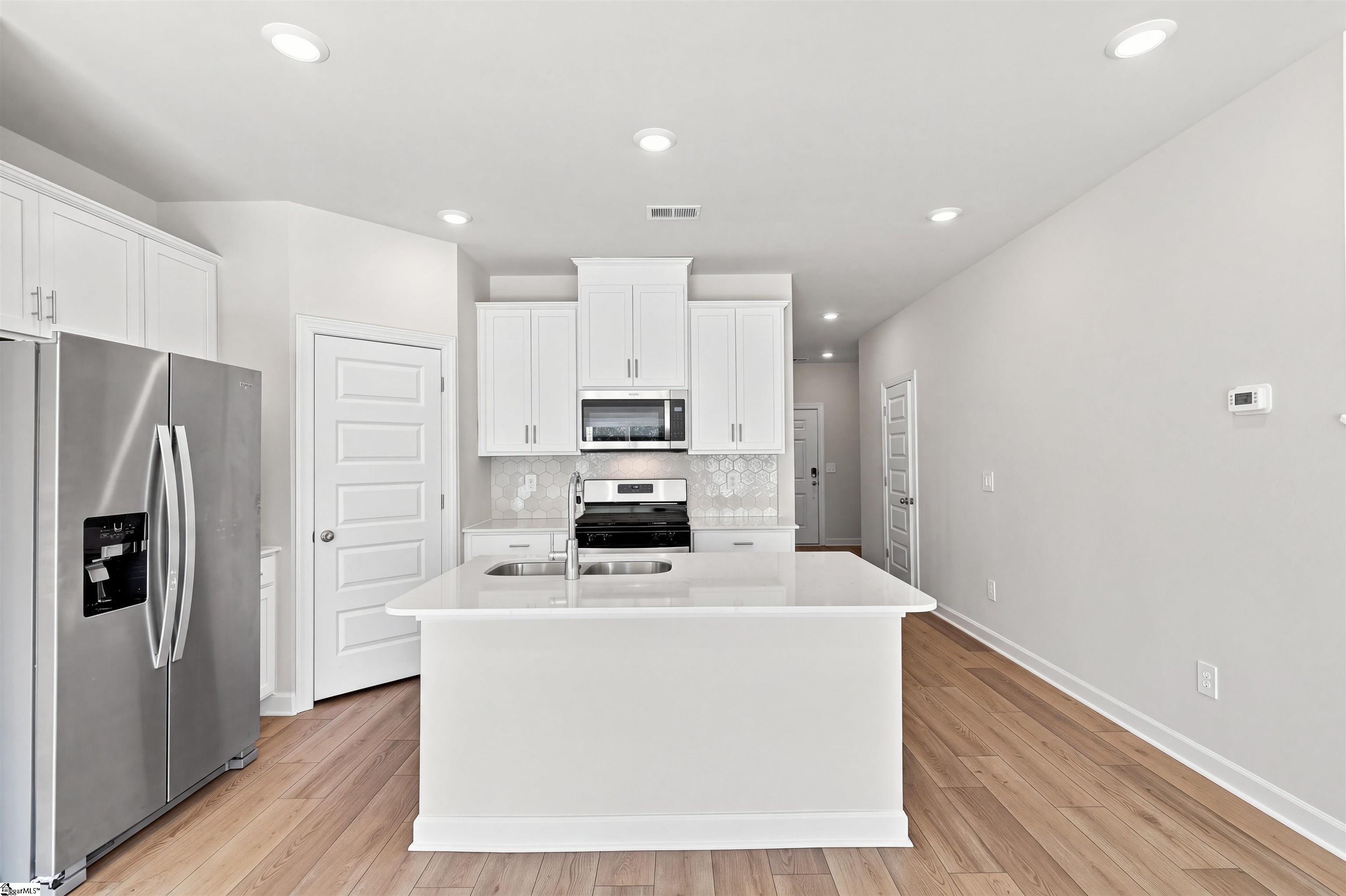 446 Blissful Court Property Photo 8