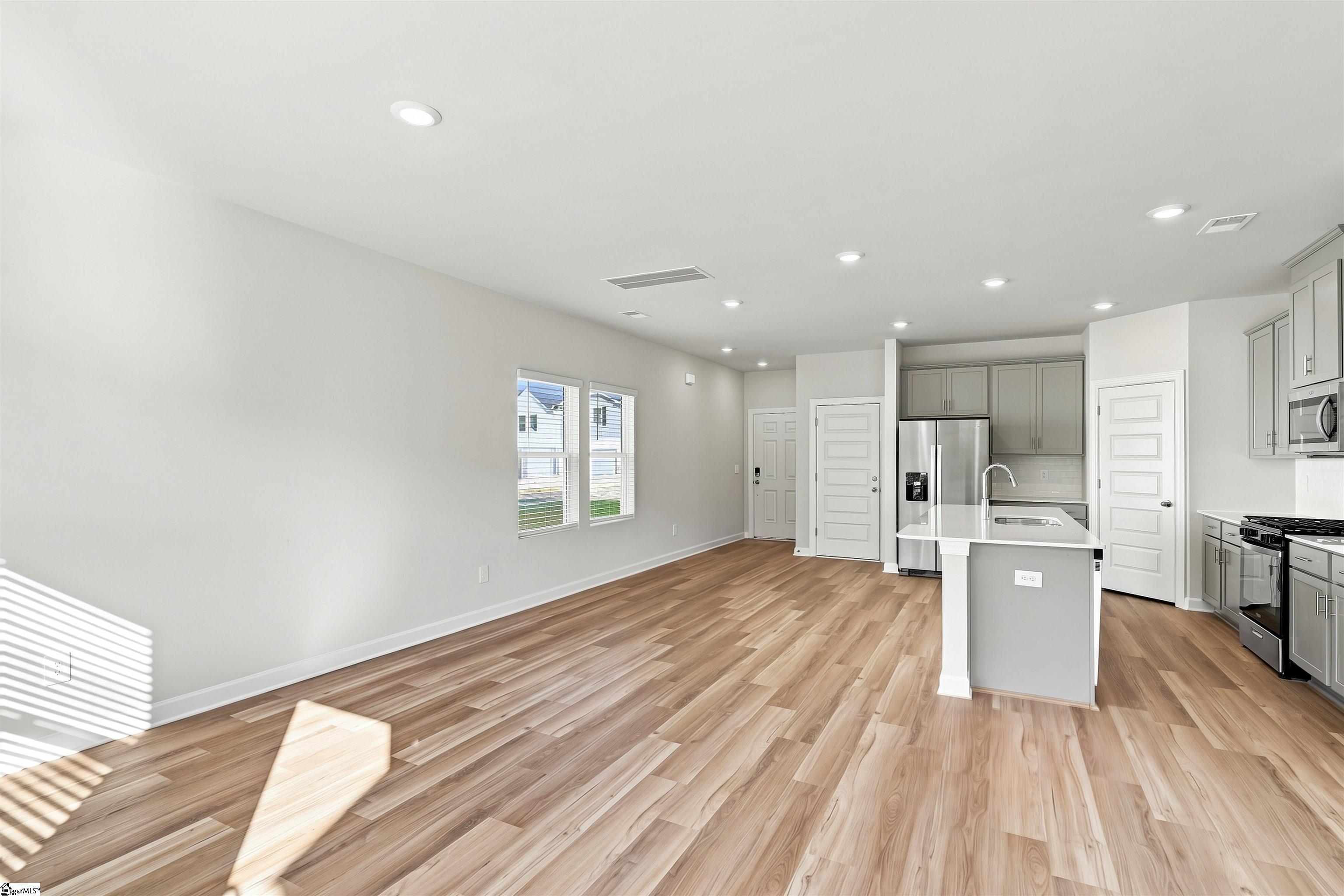 442 Blissful Court Property Photo 5