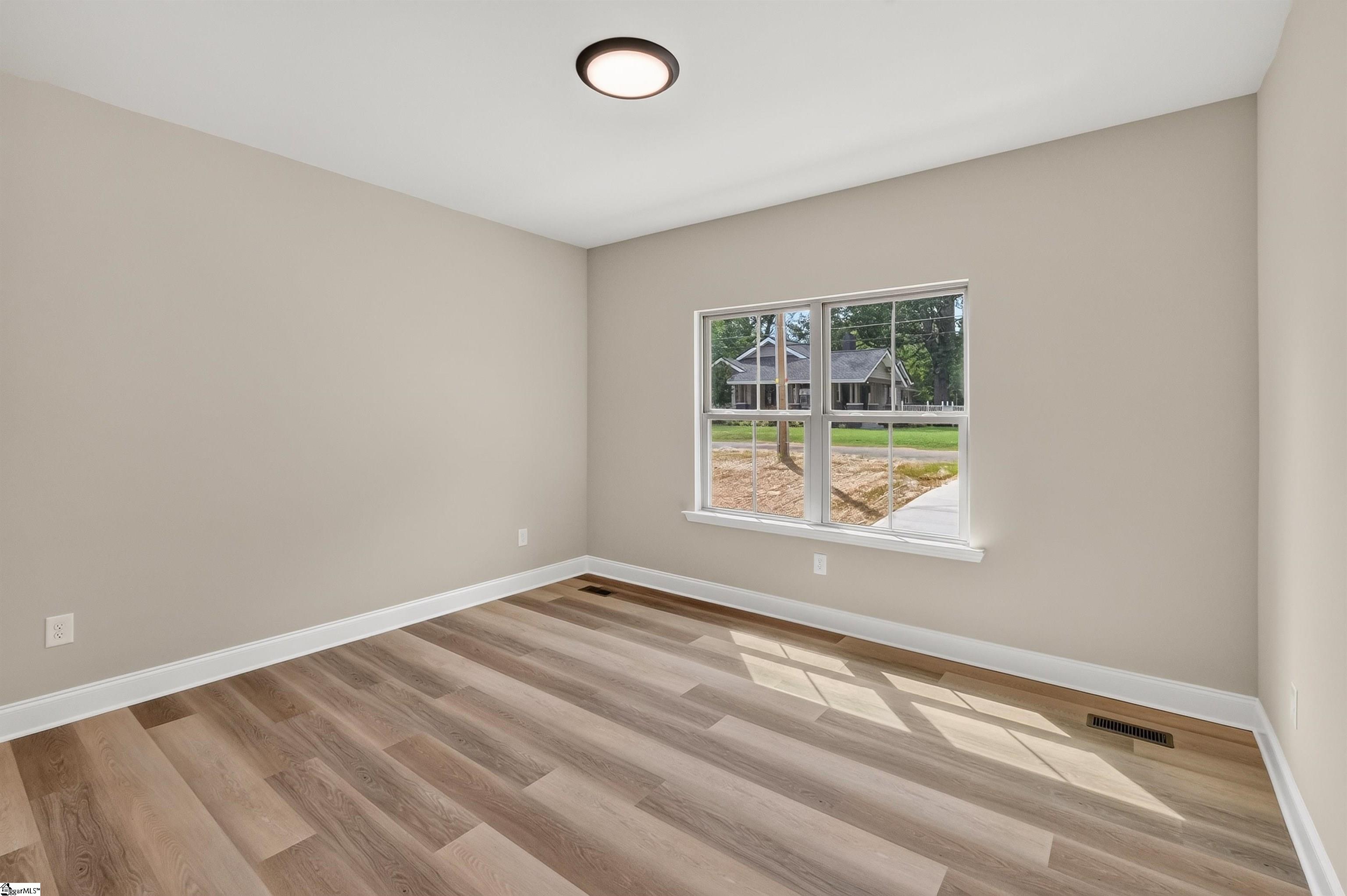 136 S Church Street Property Photo 8