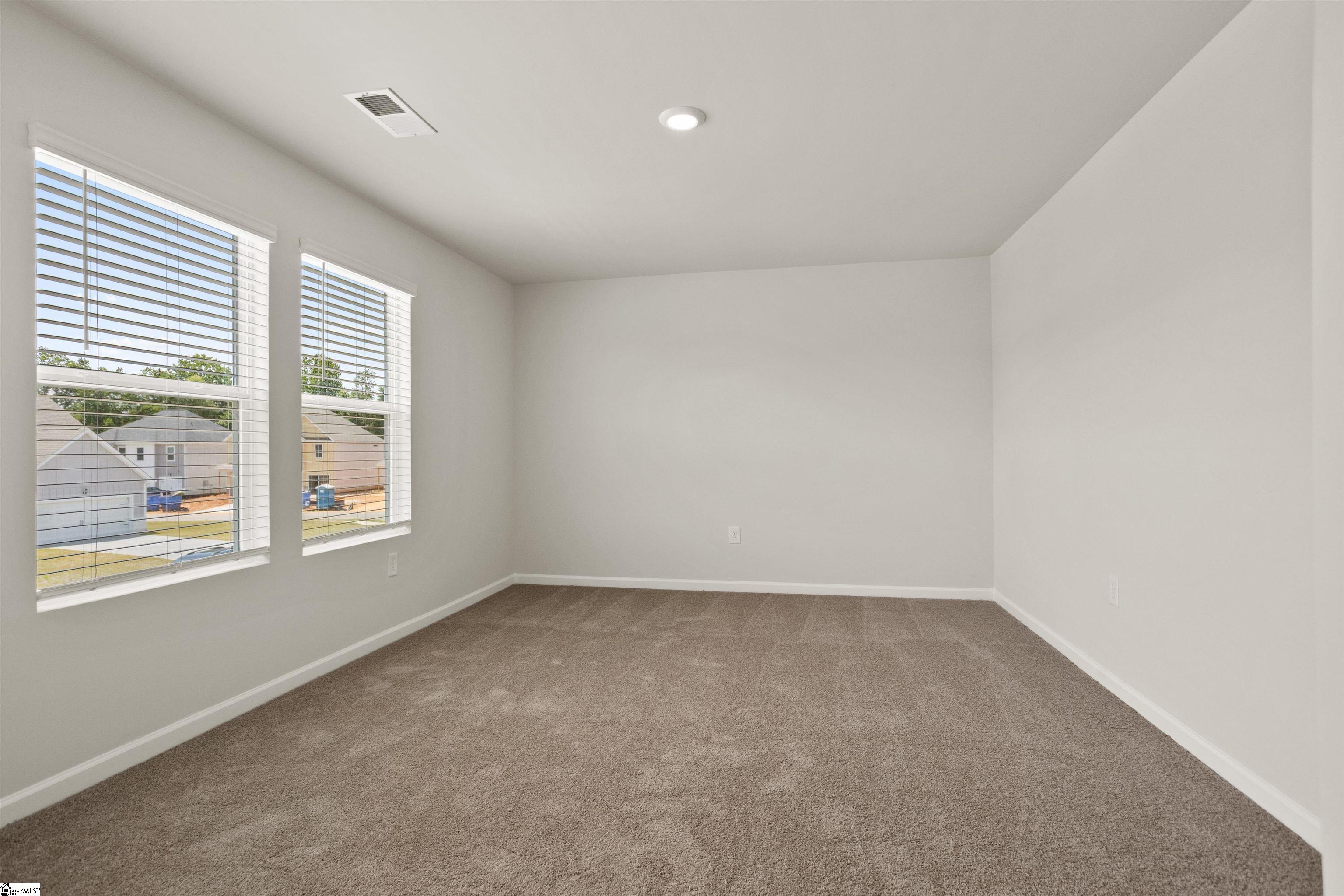 607 Silver Fir Street Property Photo 7