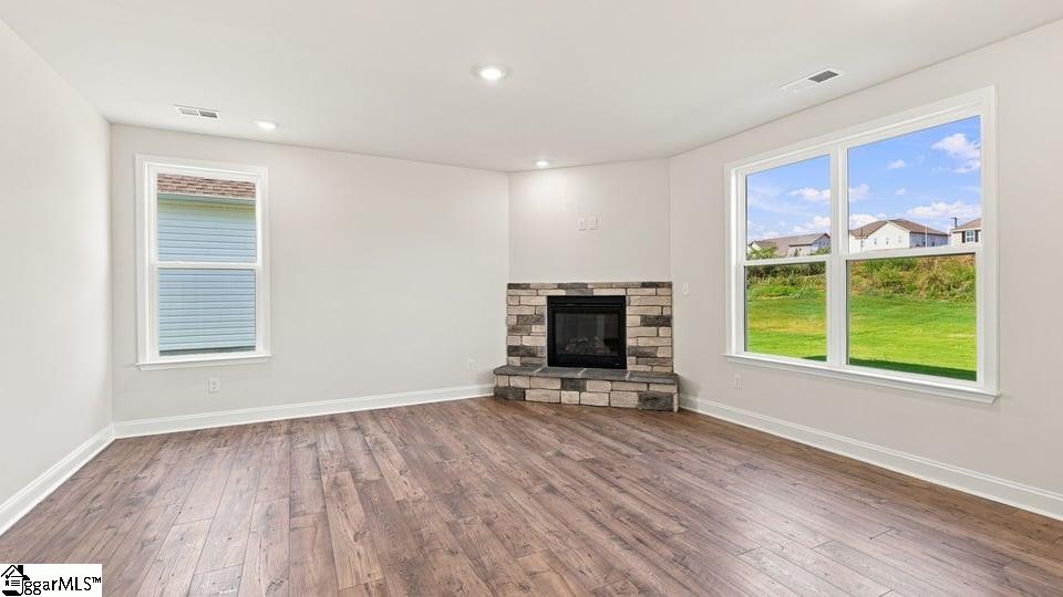 570 Woodcot Drive Property Photo 11
