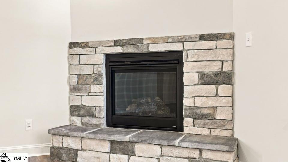 570 Woodcot Drive Property Photo 12