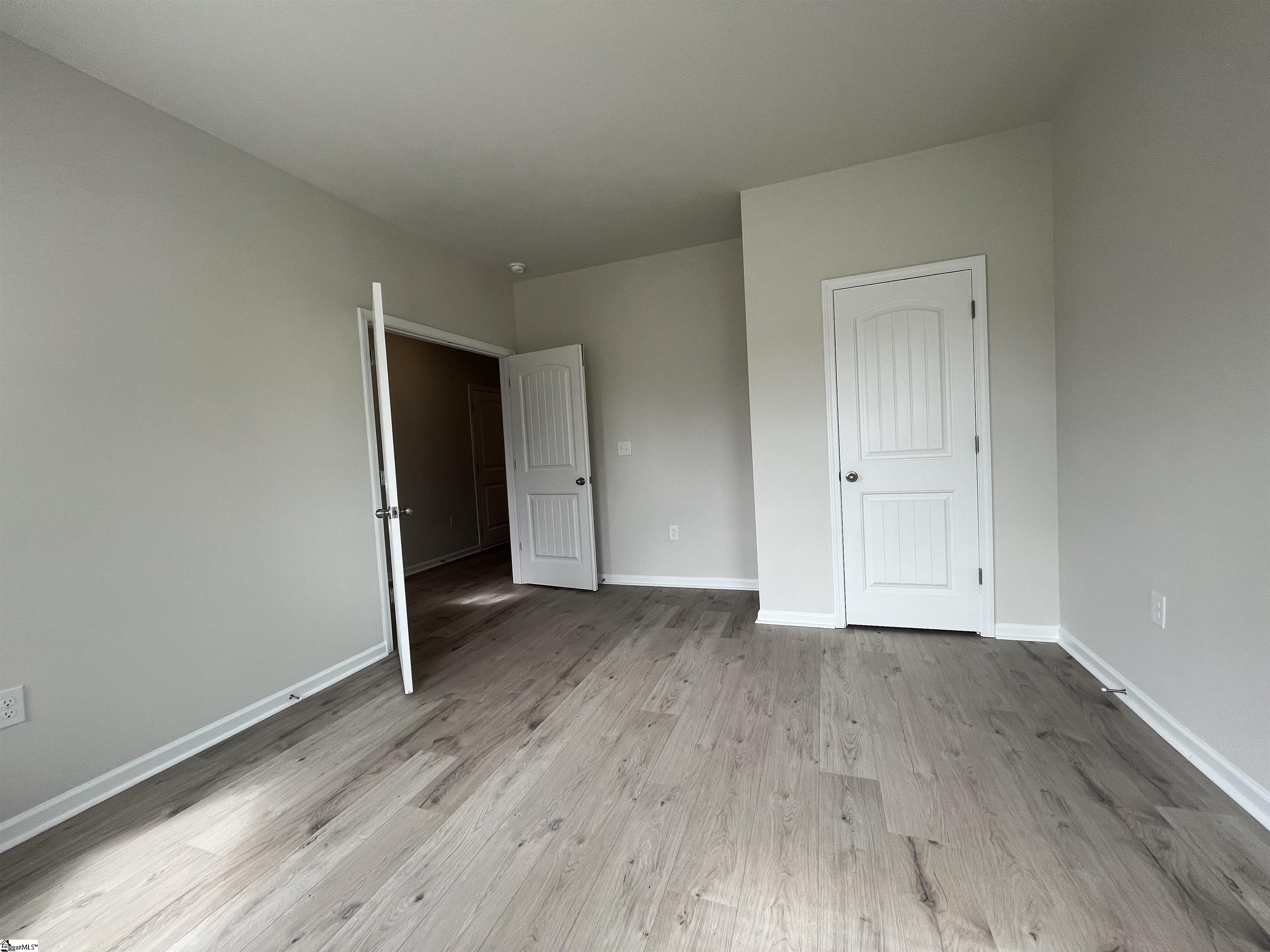 100 Juniper Valley Circle Property Photo 4