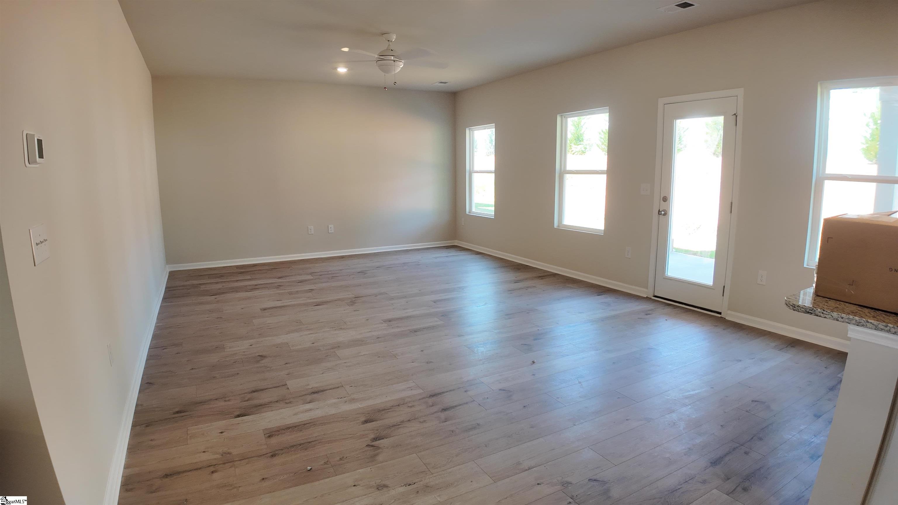 100 Juniper Valley Circle Property Photo 6
