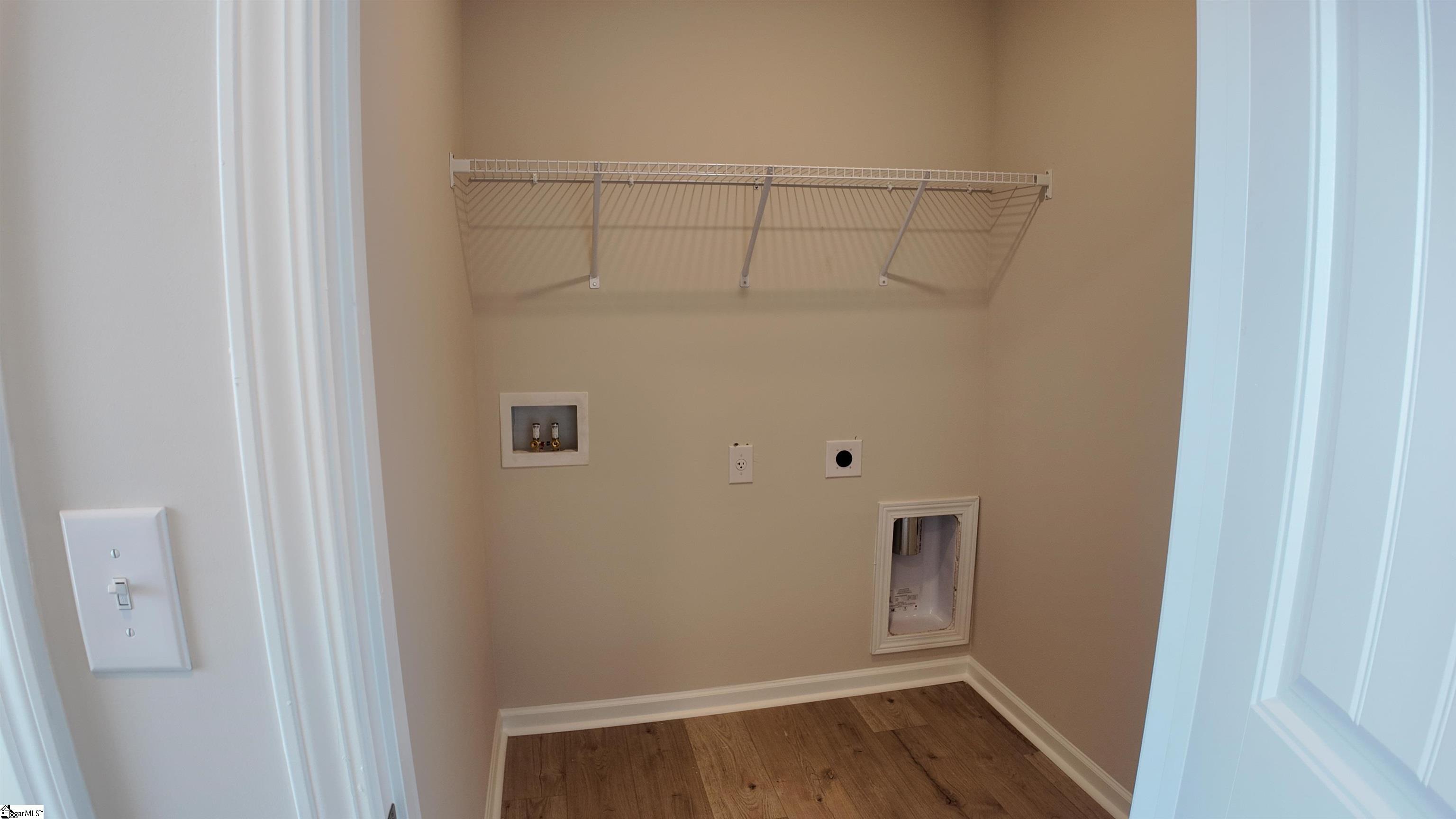 100 Juniper Valley Circle Property Photo 16