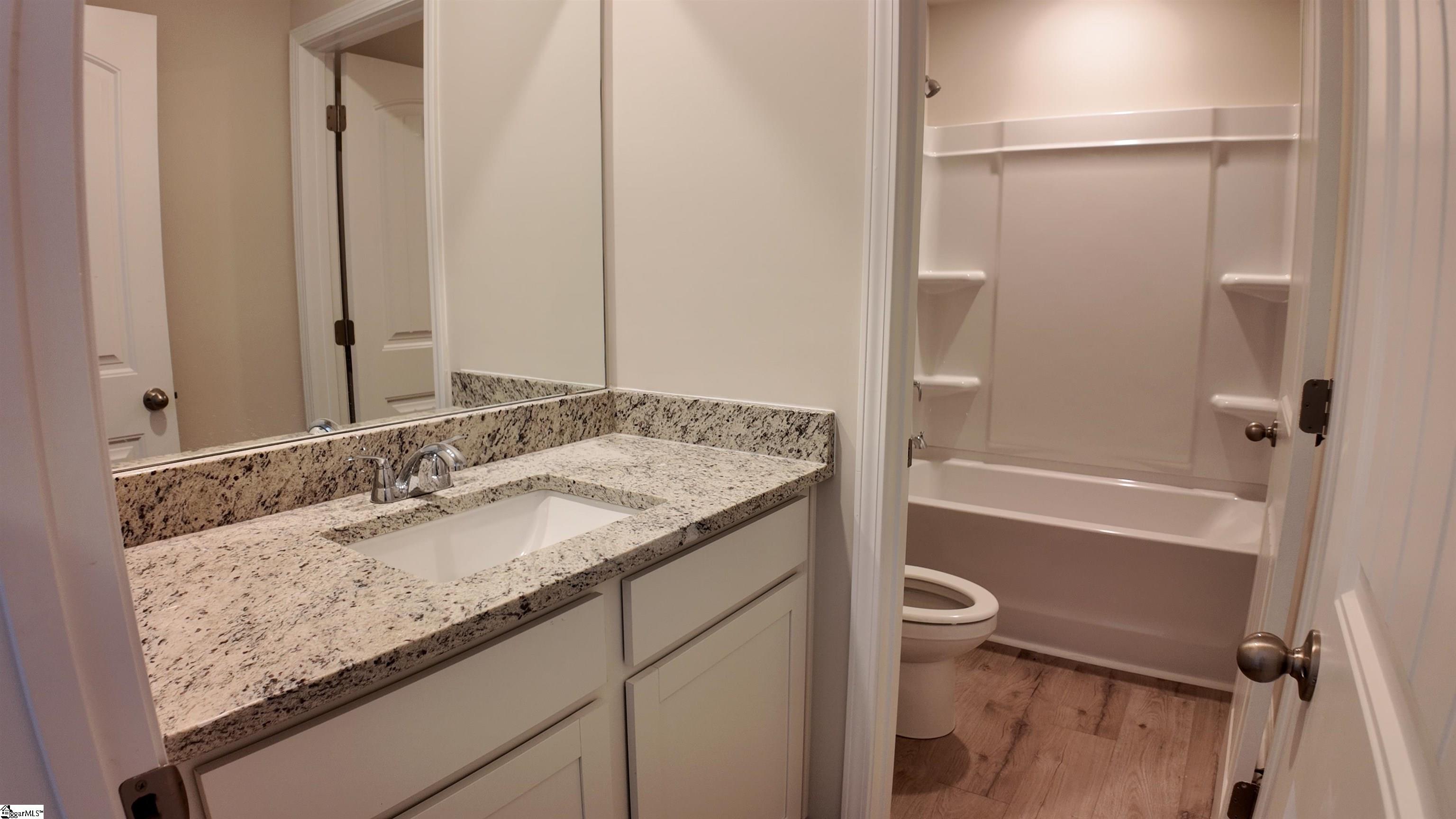 100 Juniper Valley Circle Property Photo 17