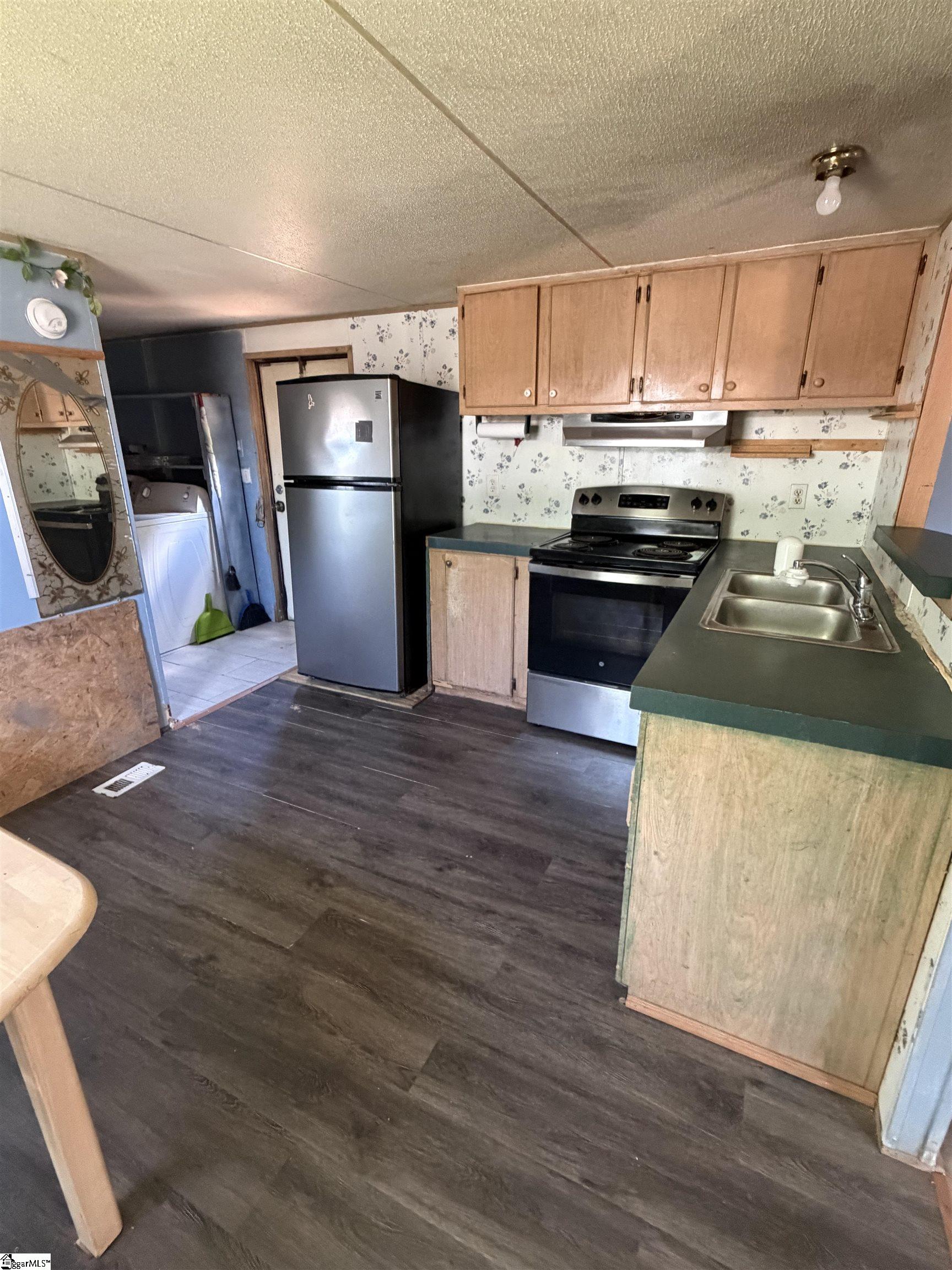 8590 Anchor Street Property Photo 7
