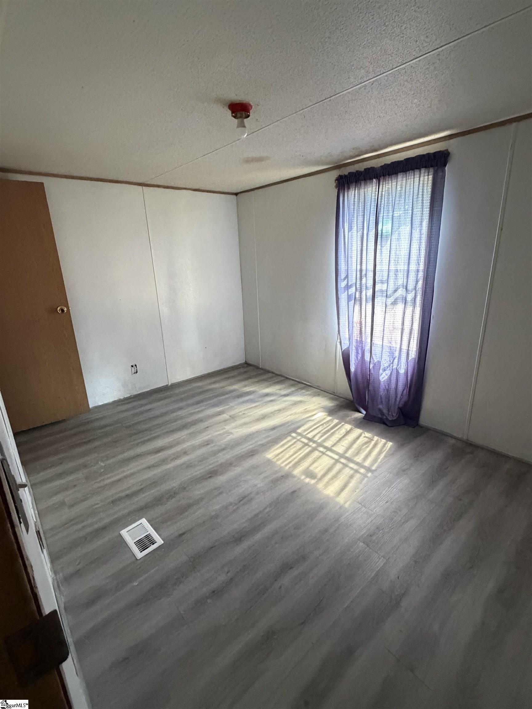 8590 Anchor Street Property Photo 12