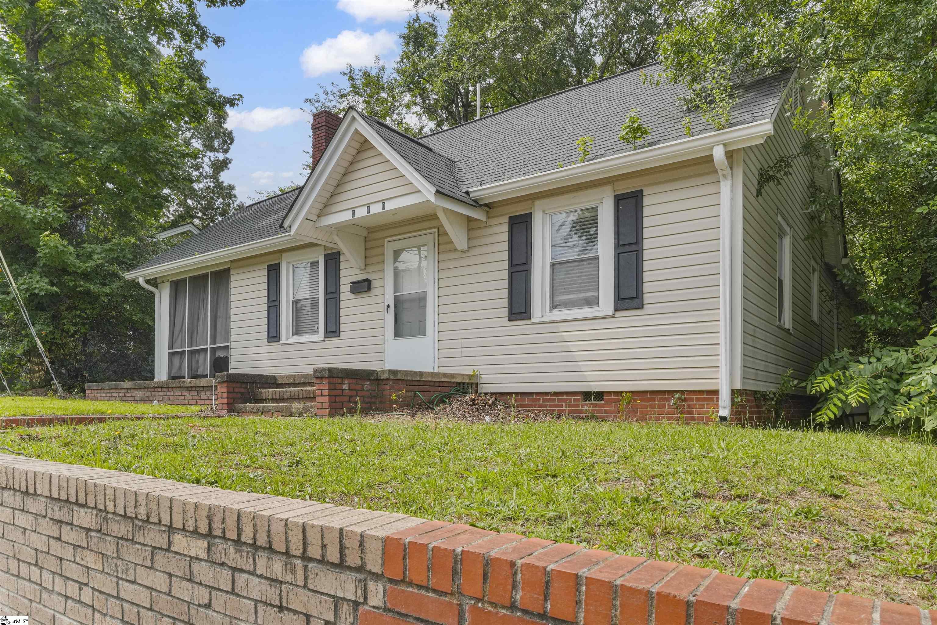 540 Union Street Property Photo 2