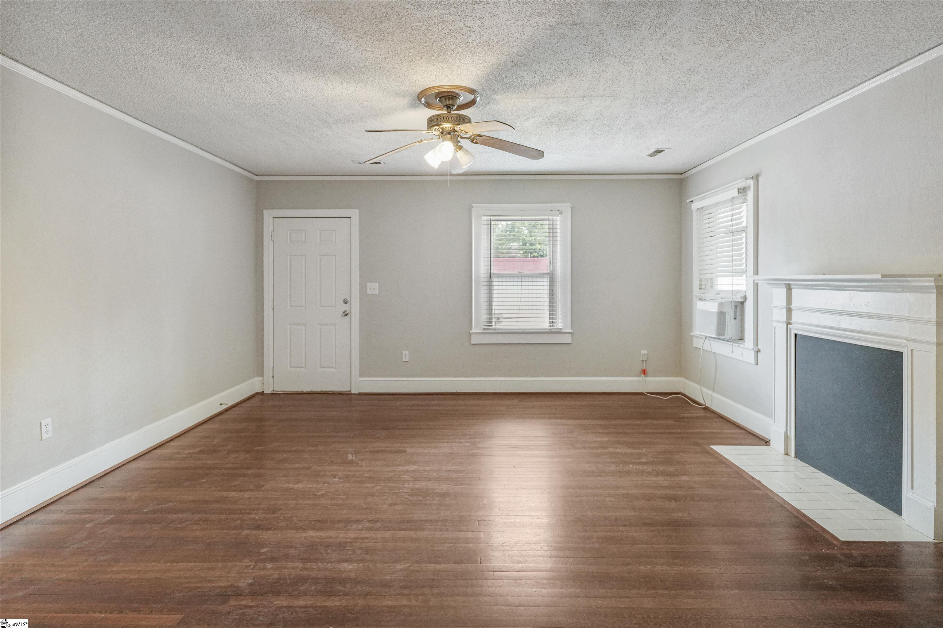 540 Union Street Property Photo 6