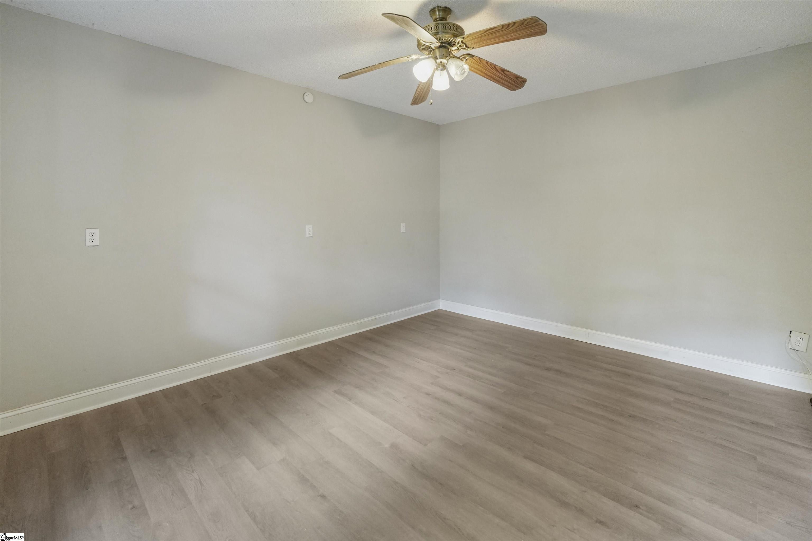 540 Union Street Property Photo 15