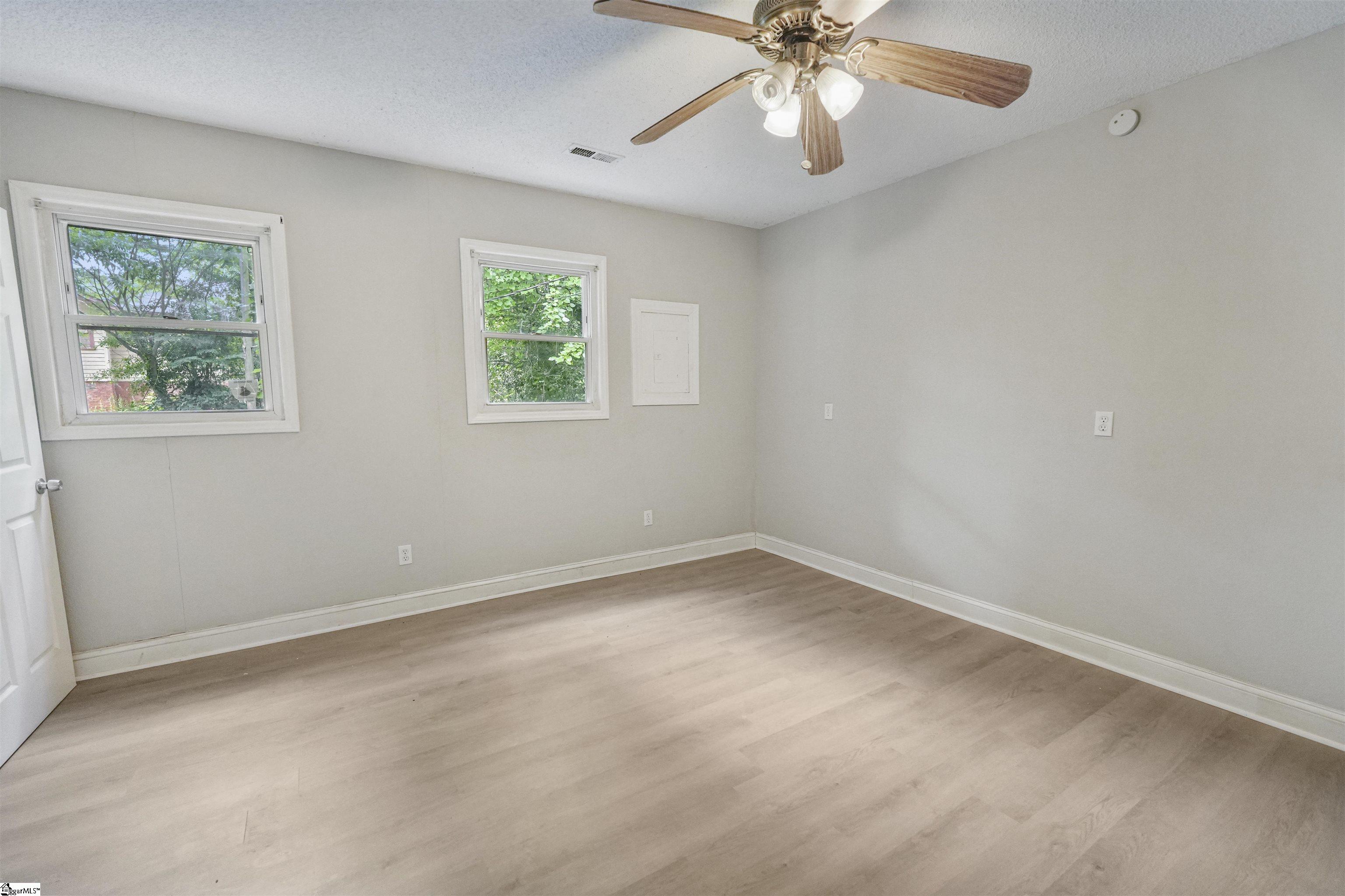 540 Union Street Property Photo 16