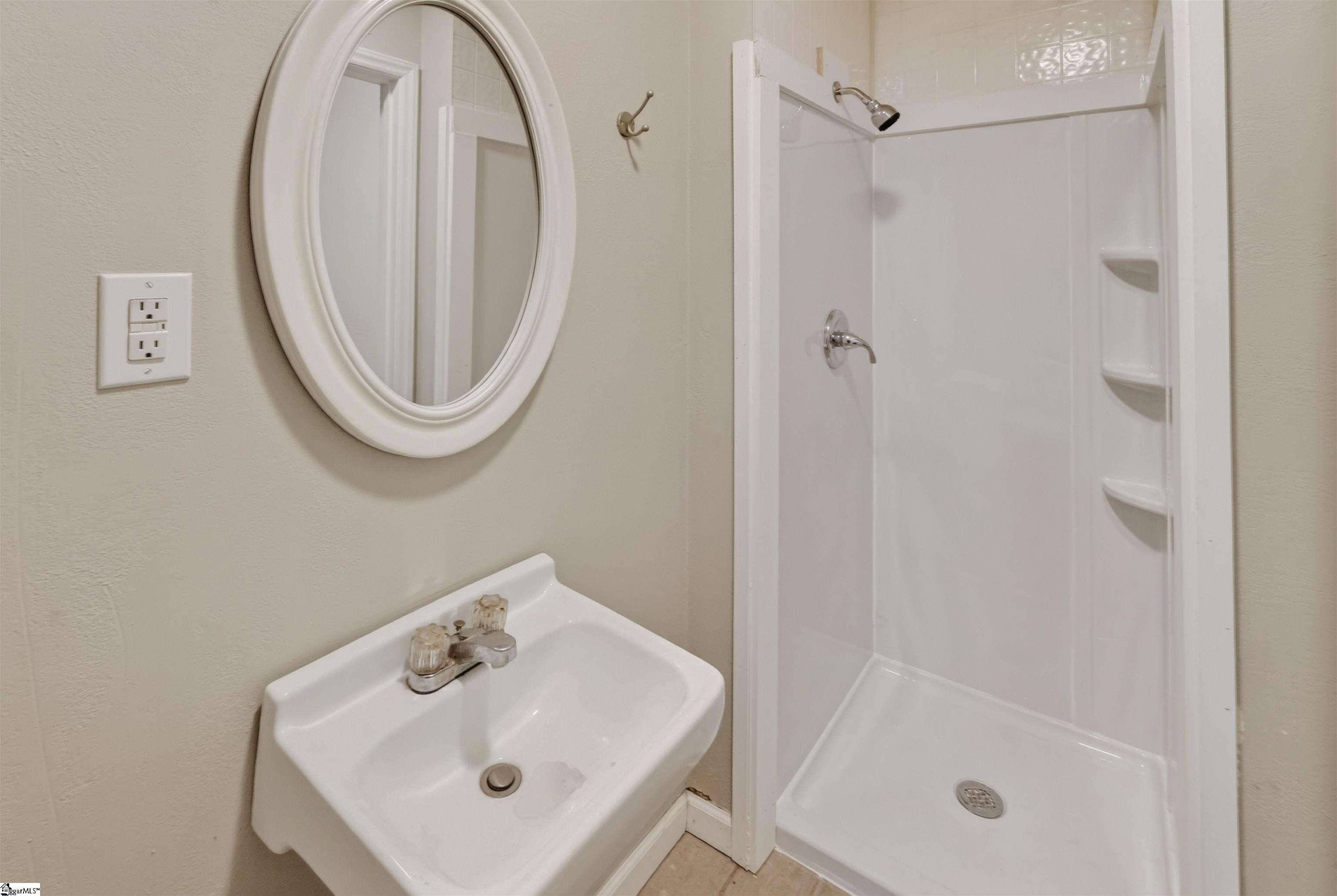 540 Union Street Property Photo 23
