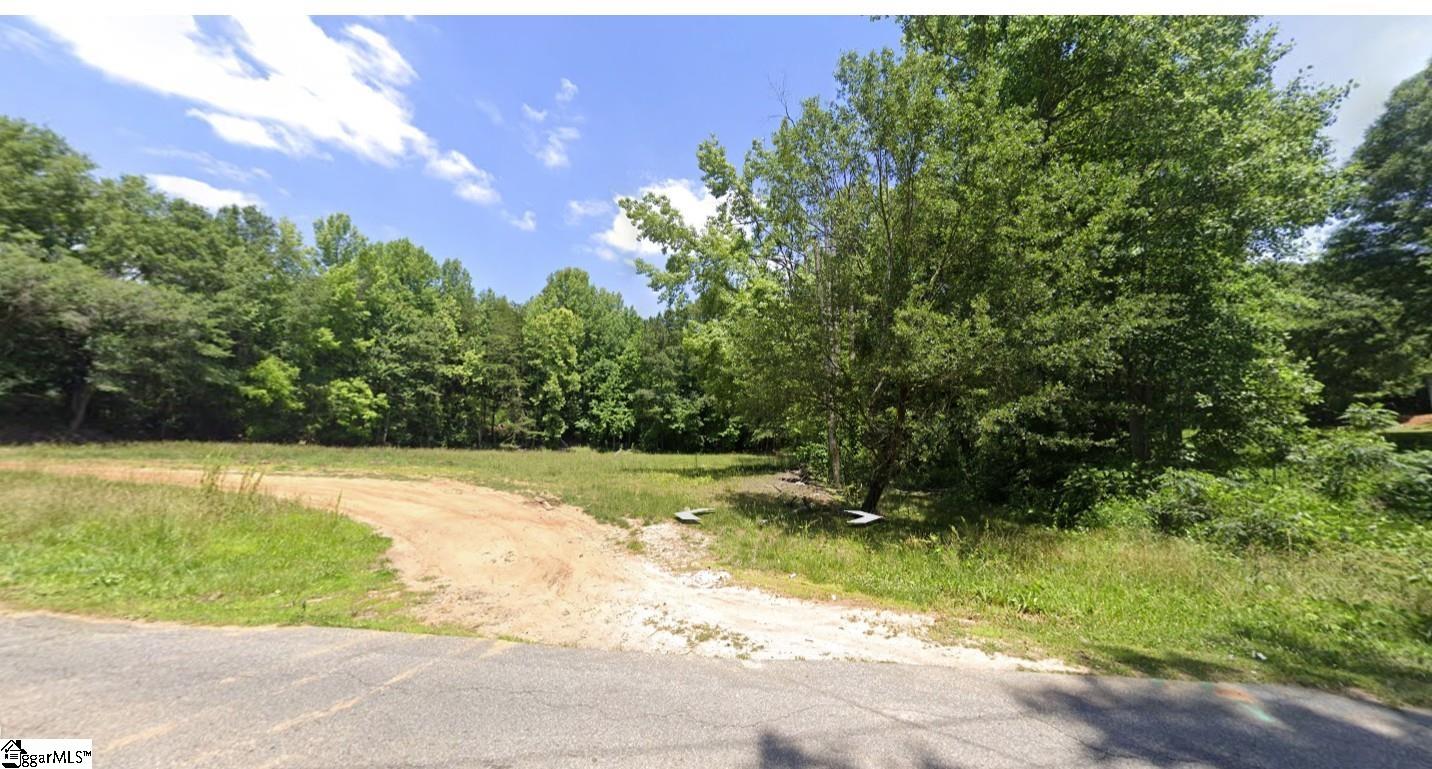 270 4th Street Property Photo 2