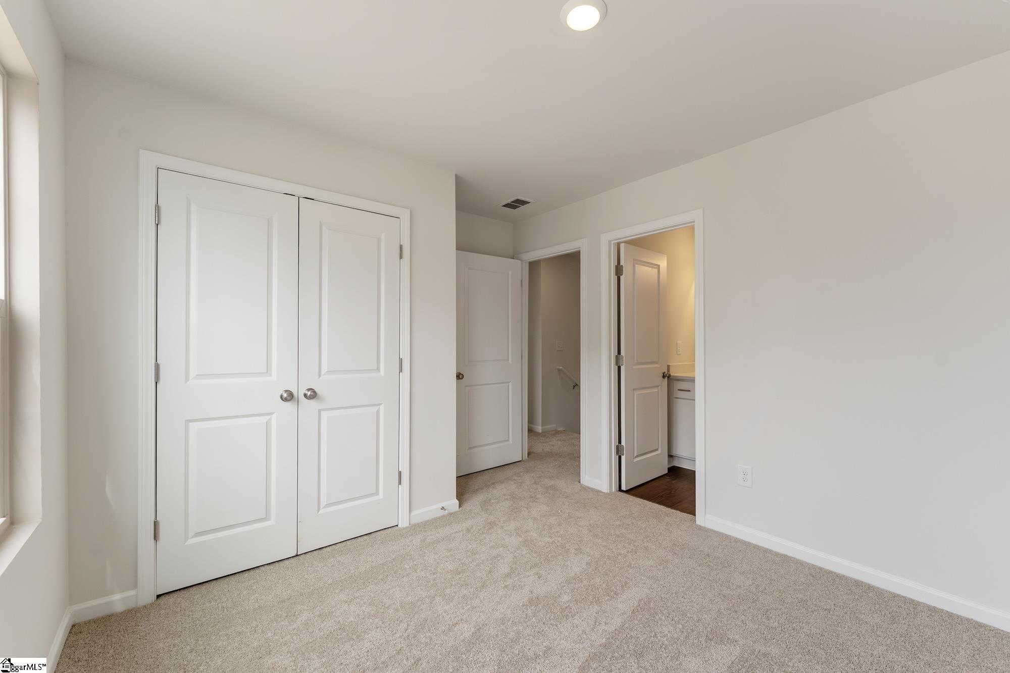 146 Cloverfield Lane Property Photo 11