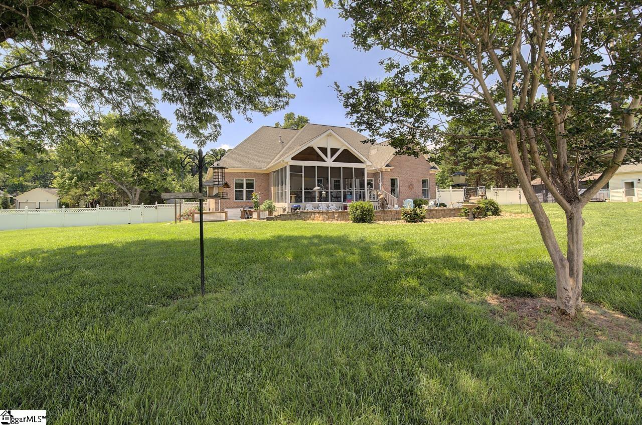 9 Montague Circle Property Photo 6
