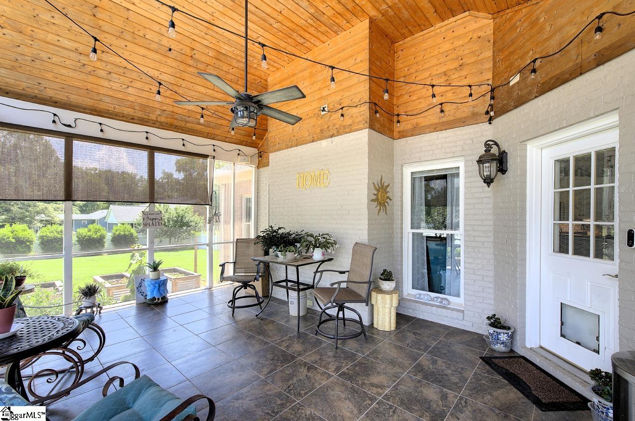 9 Montague Circle Property Photo 45