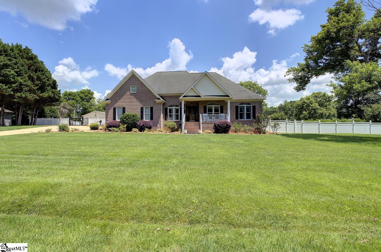 9 Montague Circle Property Photo 47