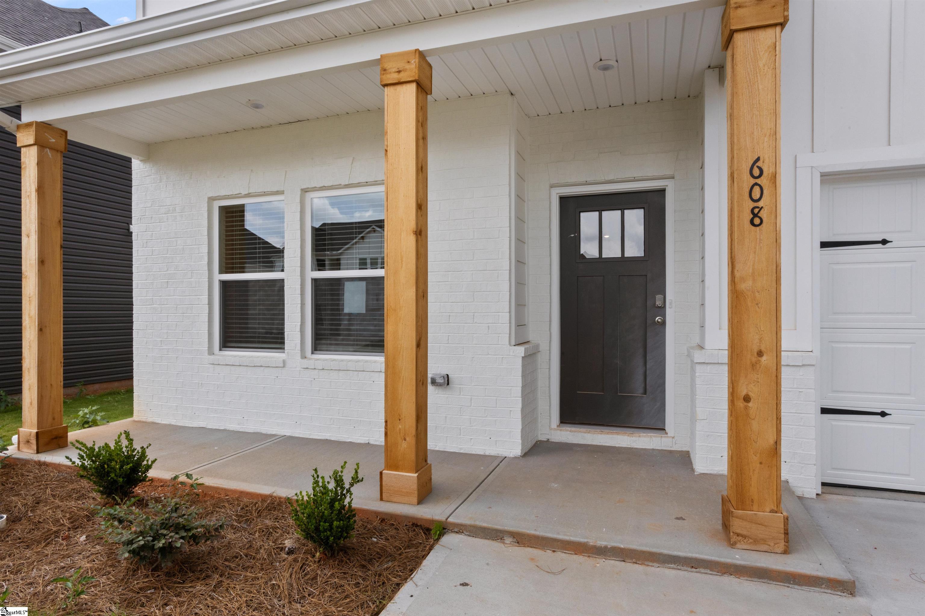 608 Silver Fir Street Property Photo 3